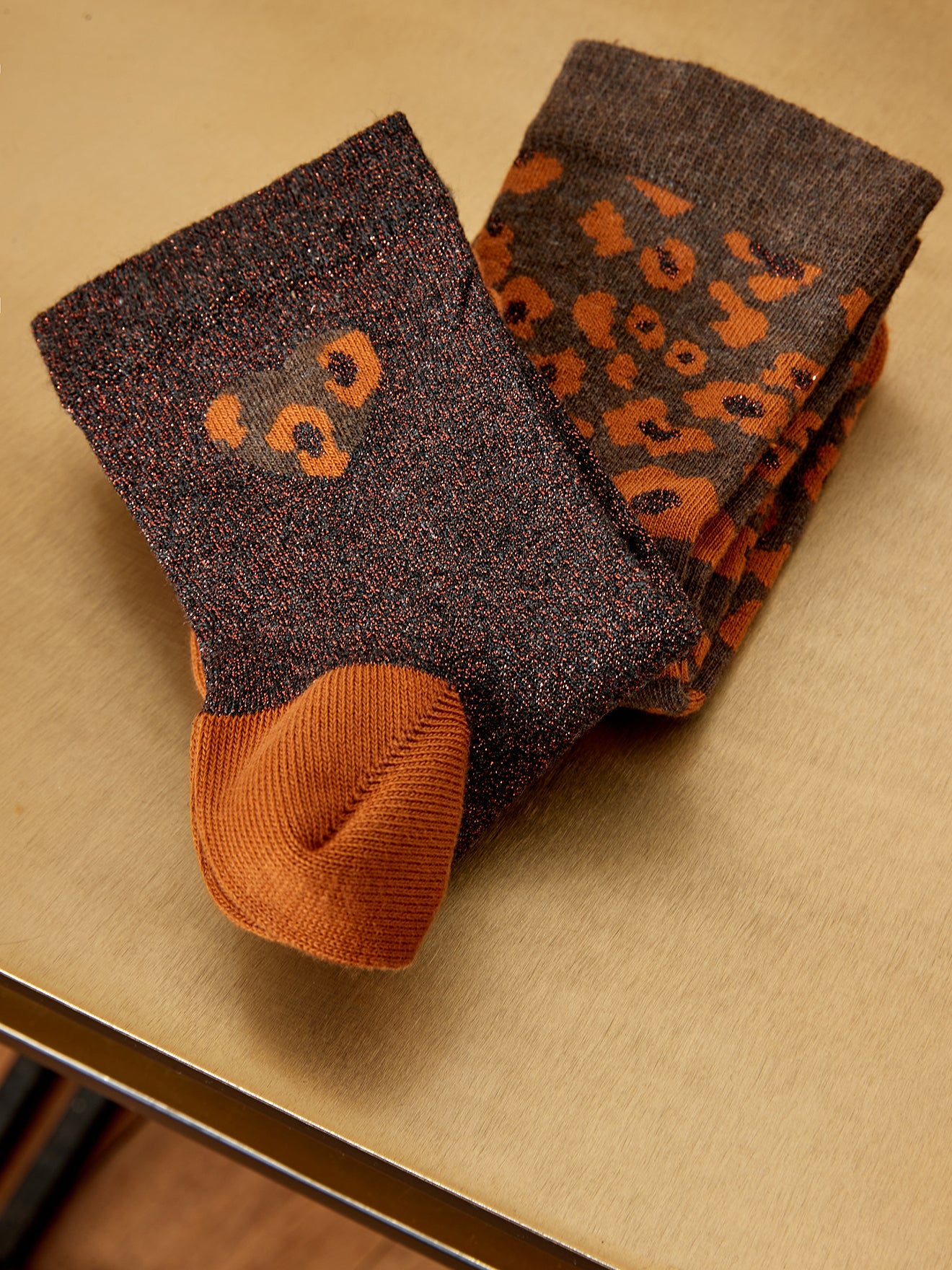 Irisierende Socken mit Leo-Print im 2er-Set