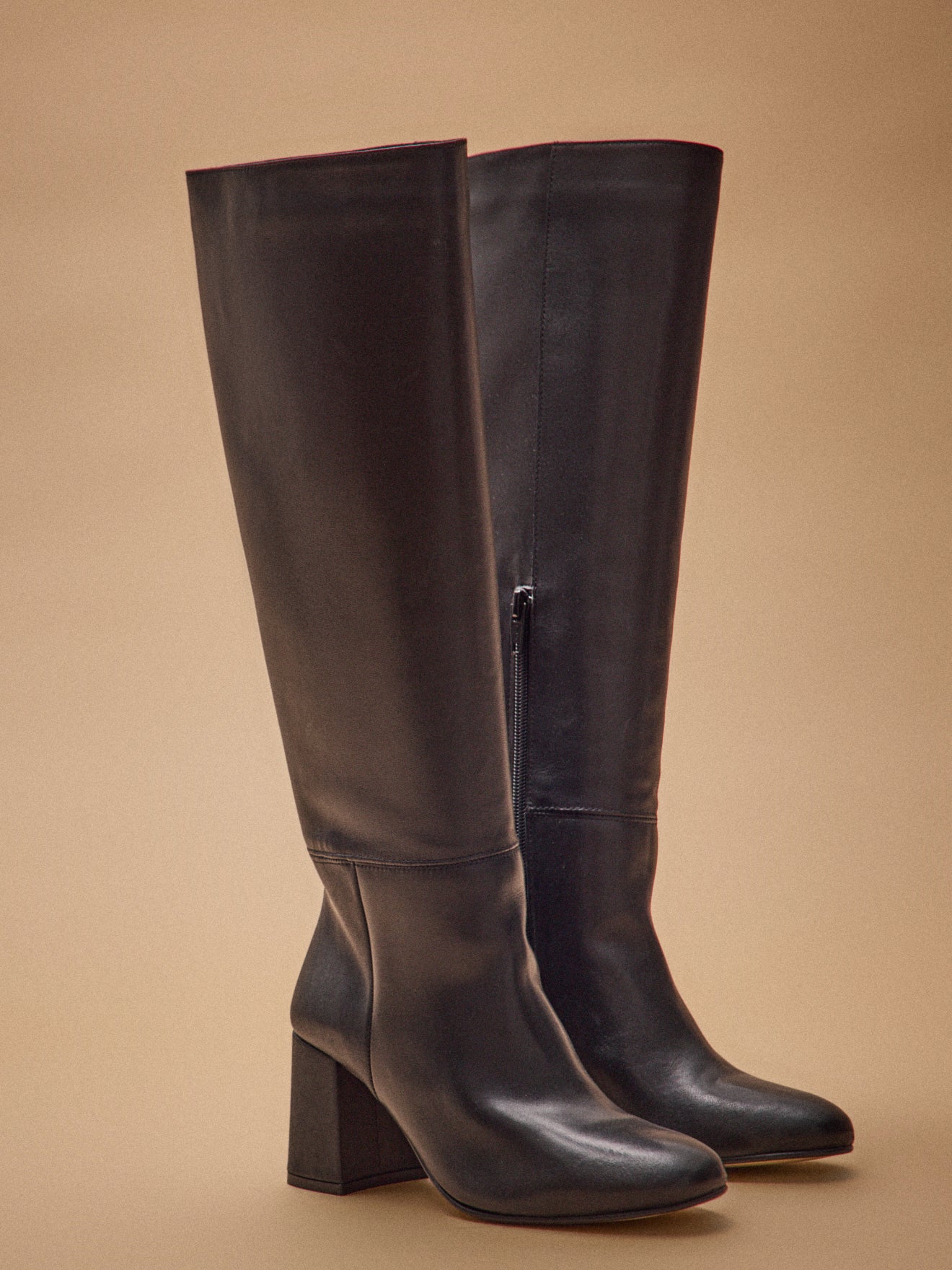 Damen-Stiefel mit Absatz aus Glattleder