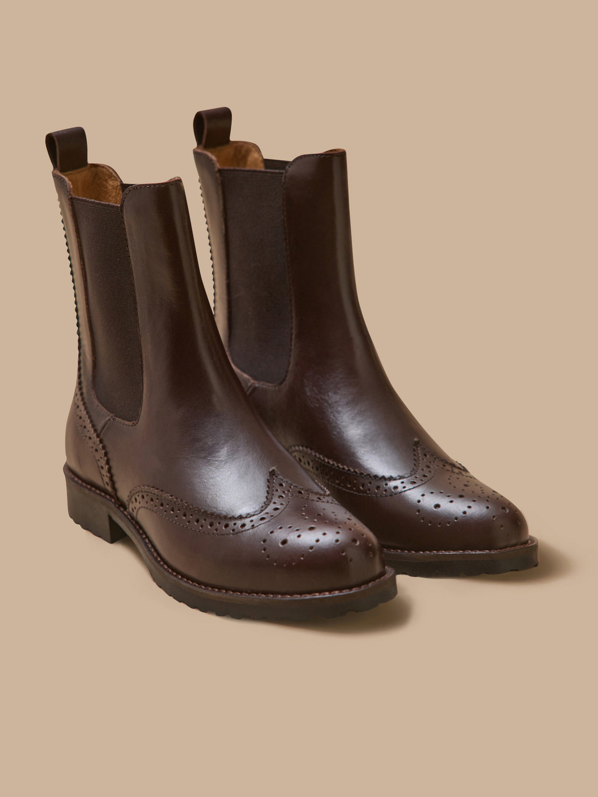Damen-Chelsea-Boots aus Leder mit Brogue-Verzierung
