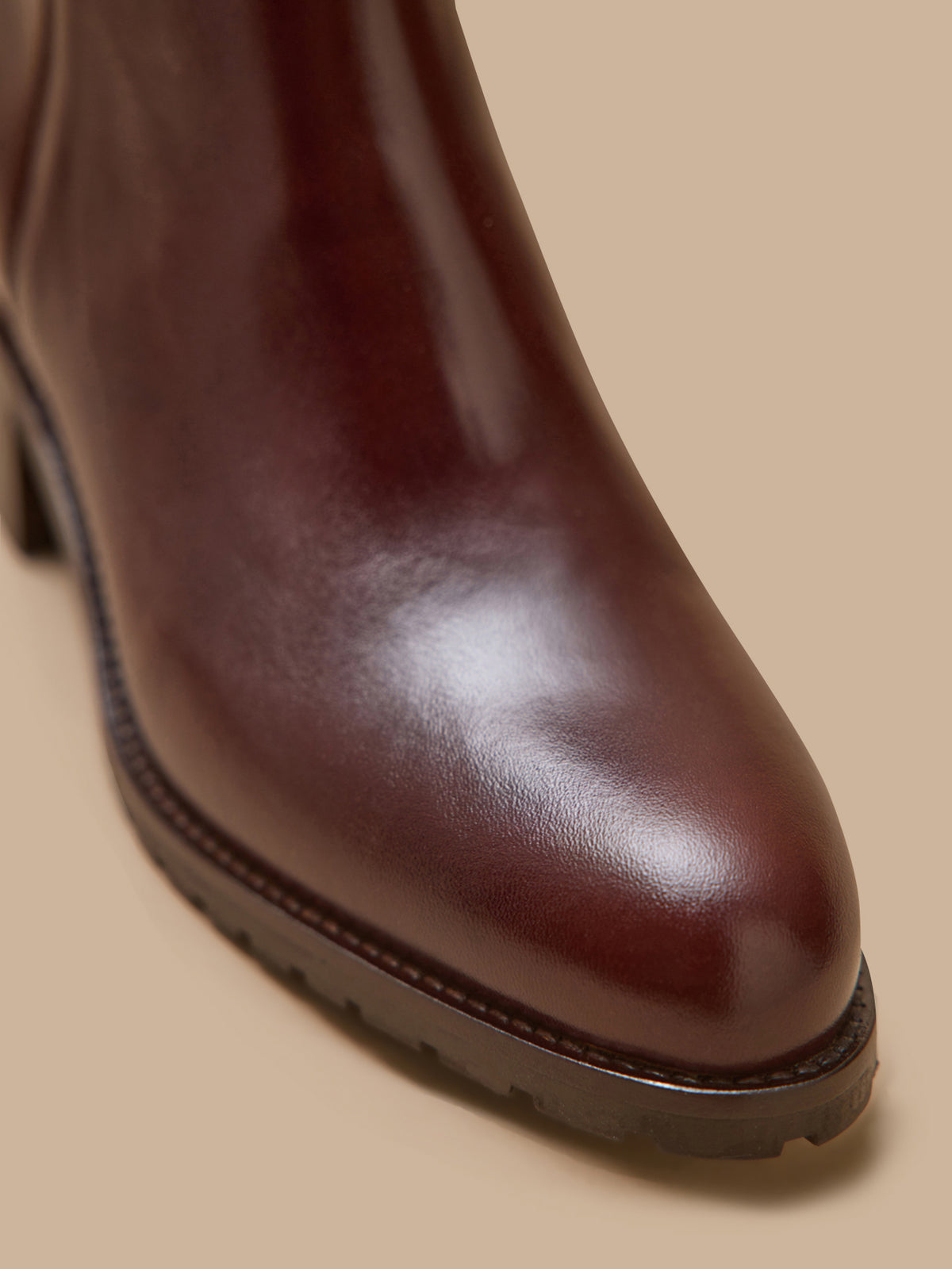 Damen-Stiefeletten mit Absatz aus Leder