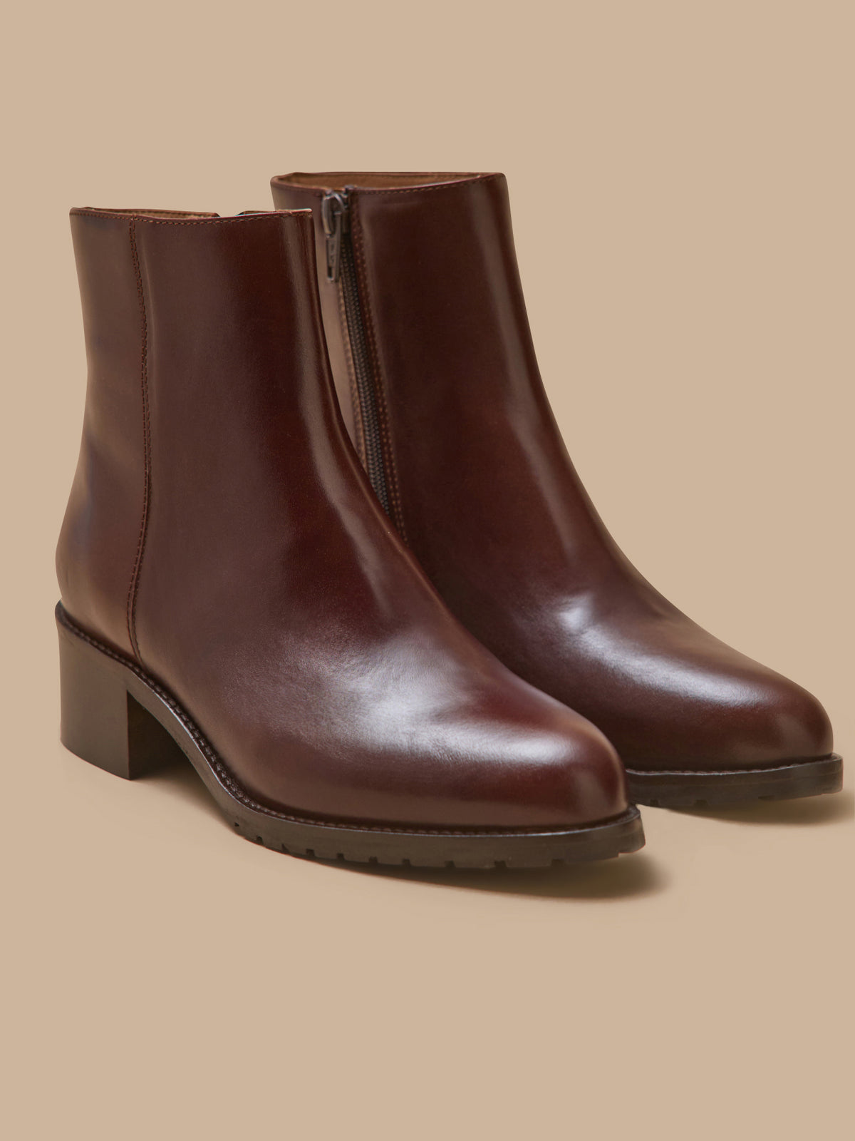 Damen-Stiefeletten mit Absatz aus Leder