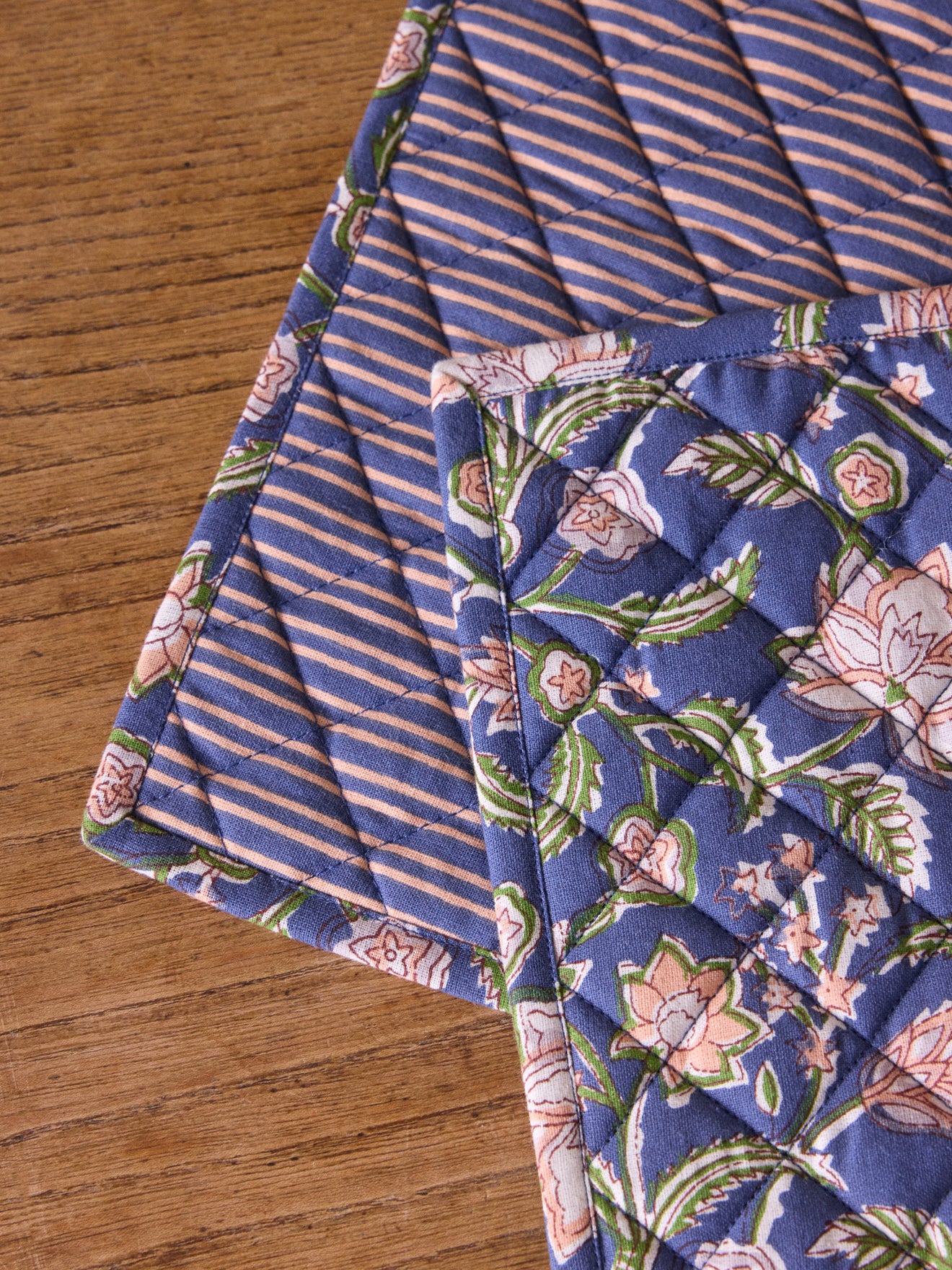 Tischsets mit Bella-Print im 2er-Set