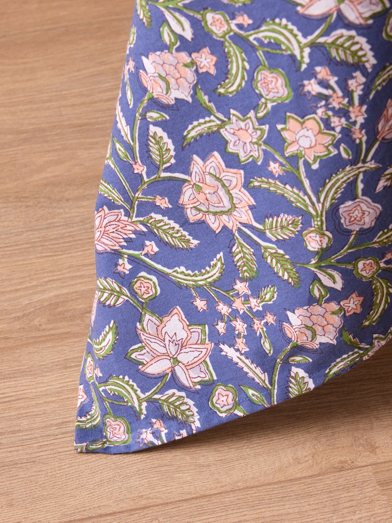 Tischdecke aus Baumwolle mit Bella-Print