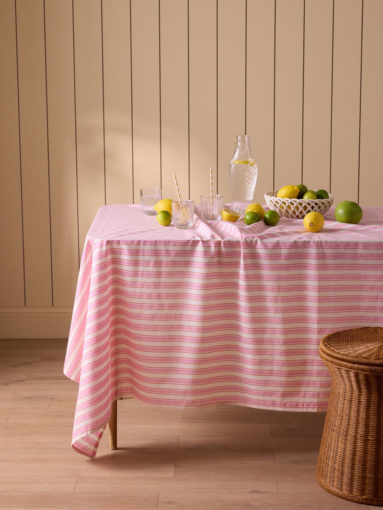 Gestreifte Tischdecke aus Baumwolle