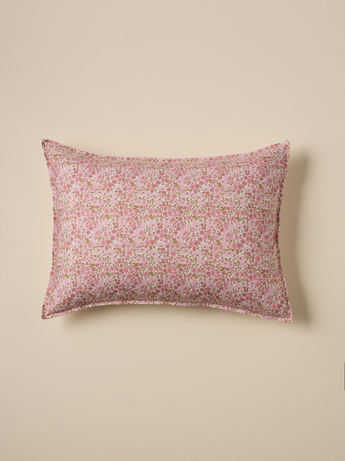 Kopfkissenbezug aus Liberty-Stoff Poppy and Daisy