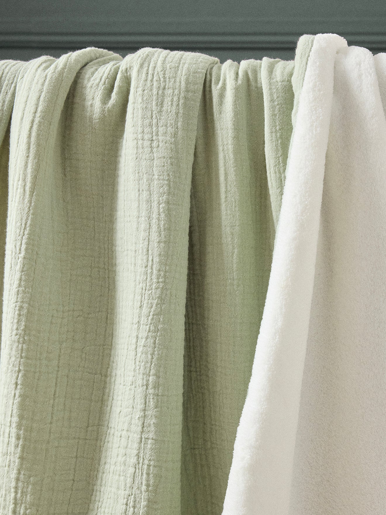 Baby-Plaid aus strukturierter Baumwolle und Mikrofleece