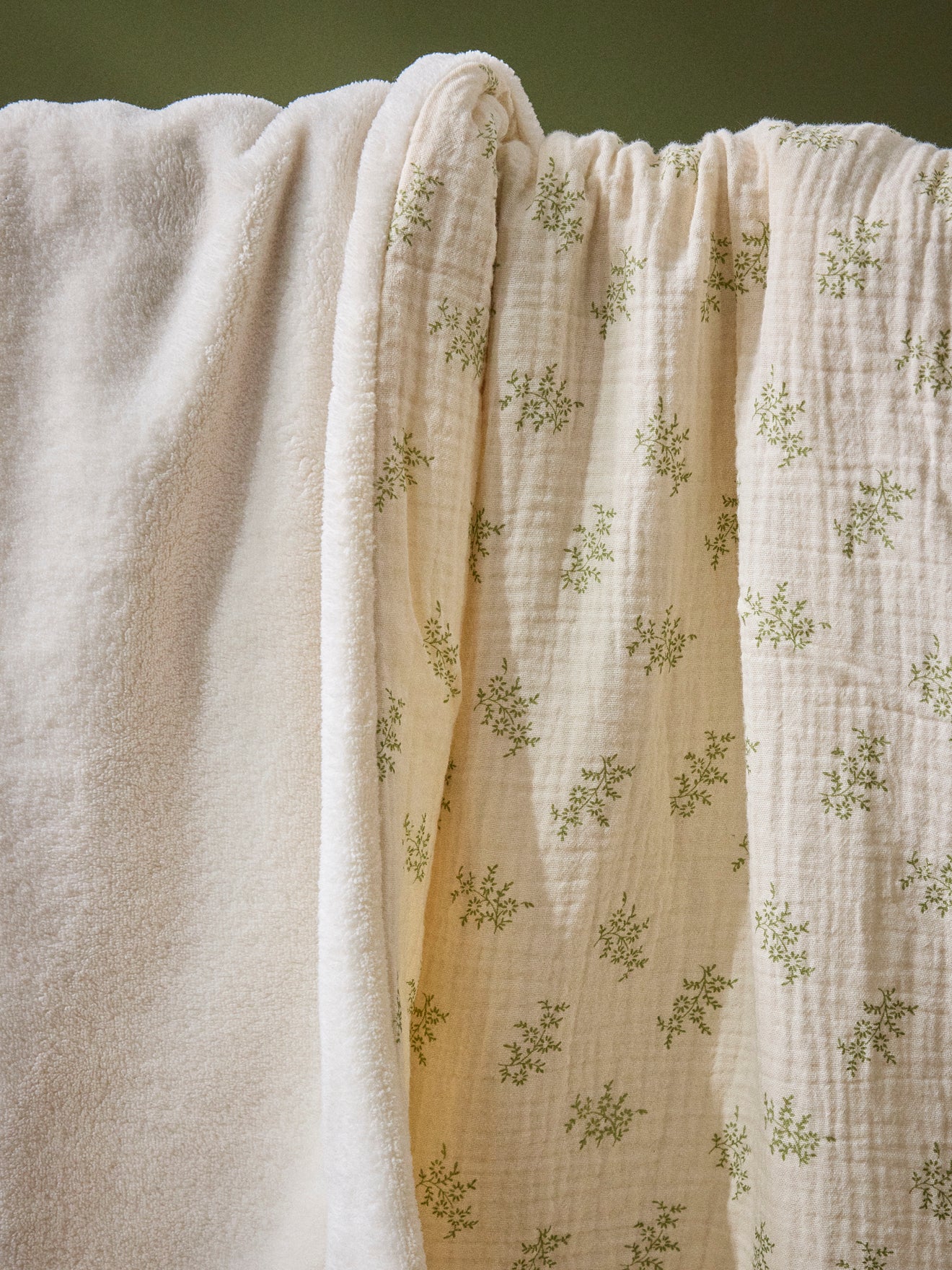 Baby-Plaid aus strukturierter Baumwolle und Mikrofleece