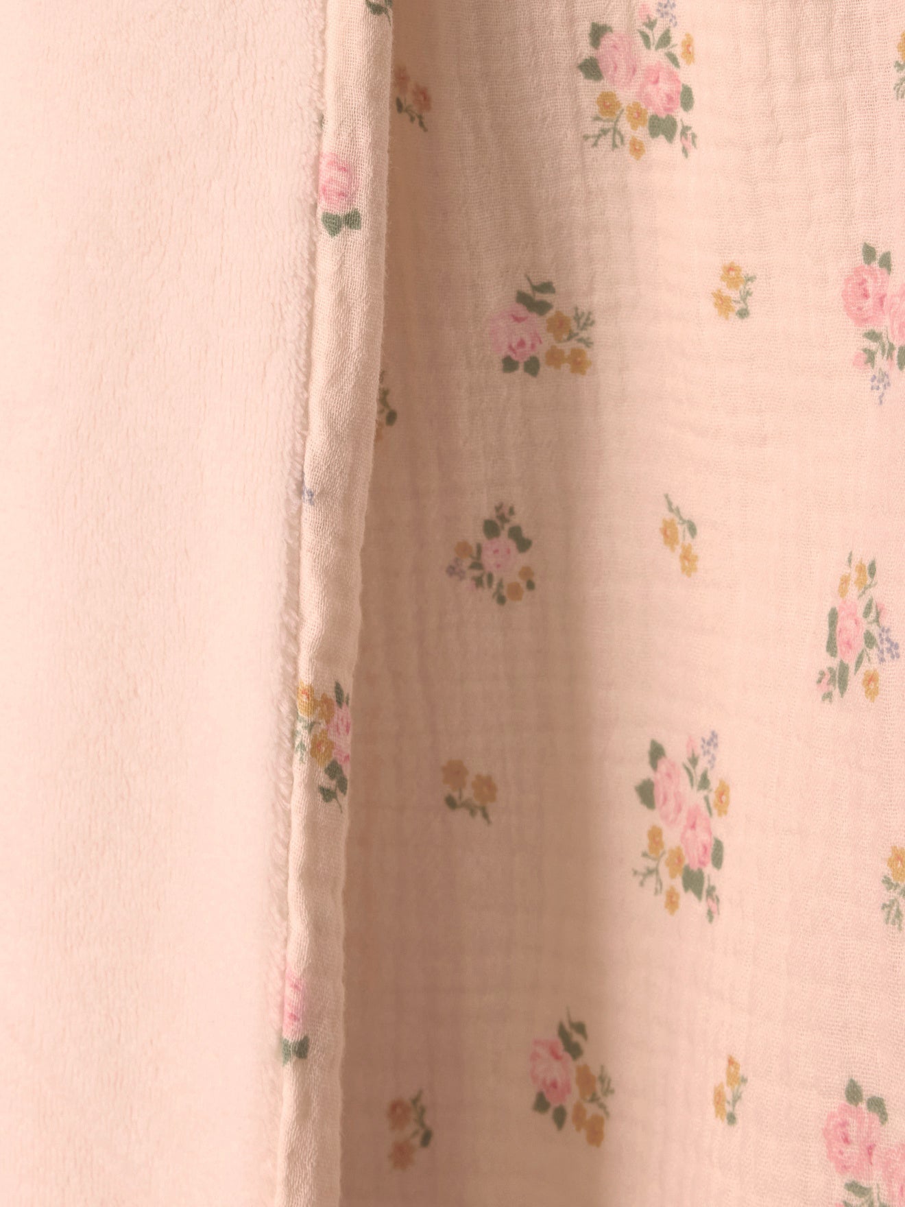 Baby-Plaid aus strukturierter Baumwolle und Mikrofleece