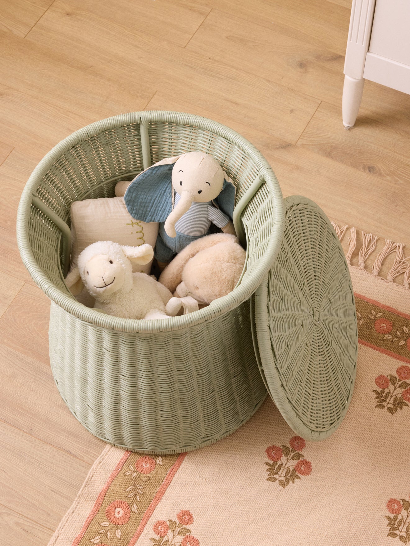 Rattan-Hocker „Emile”