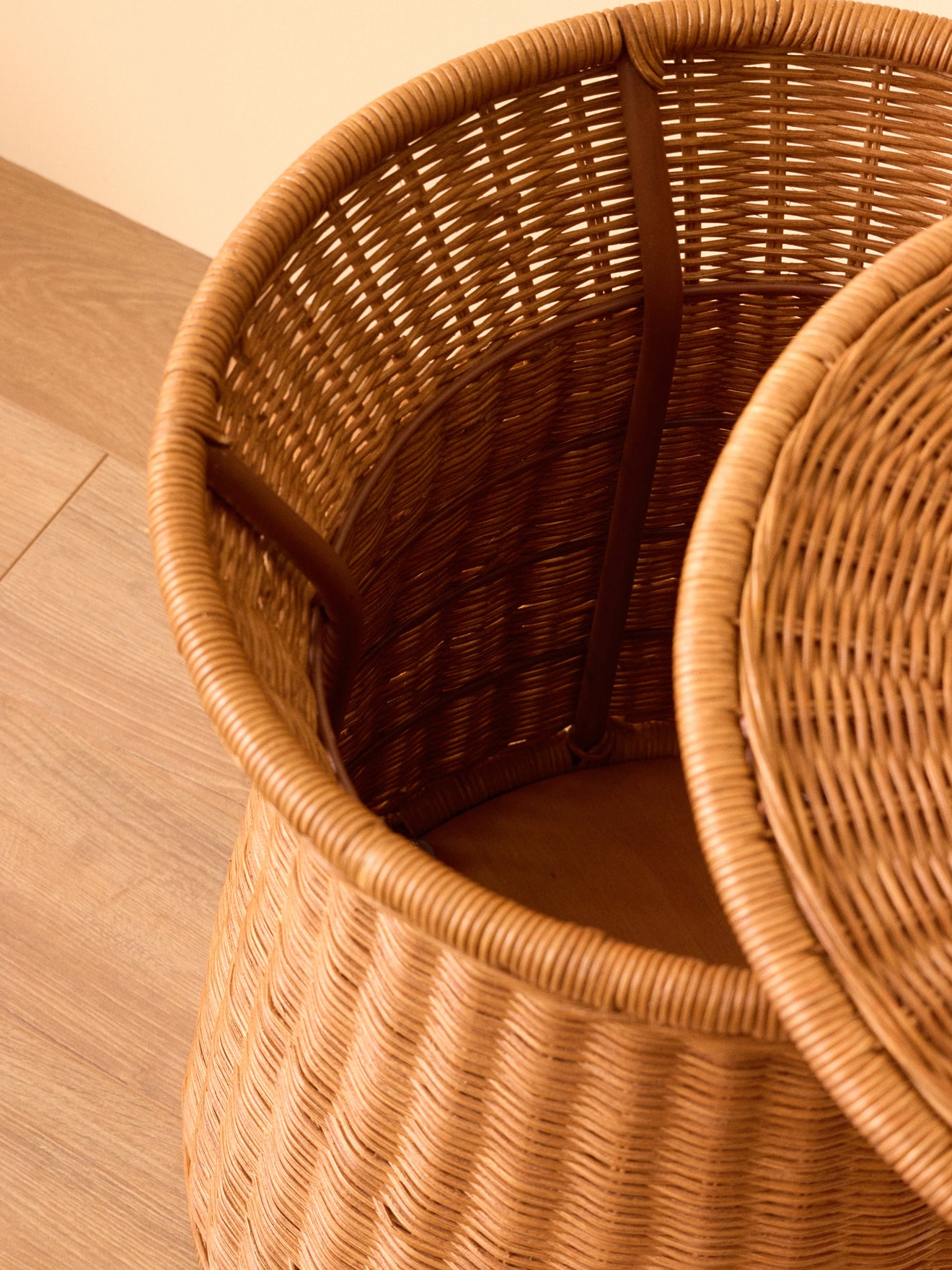 Rattan-Hocker „Emile”