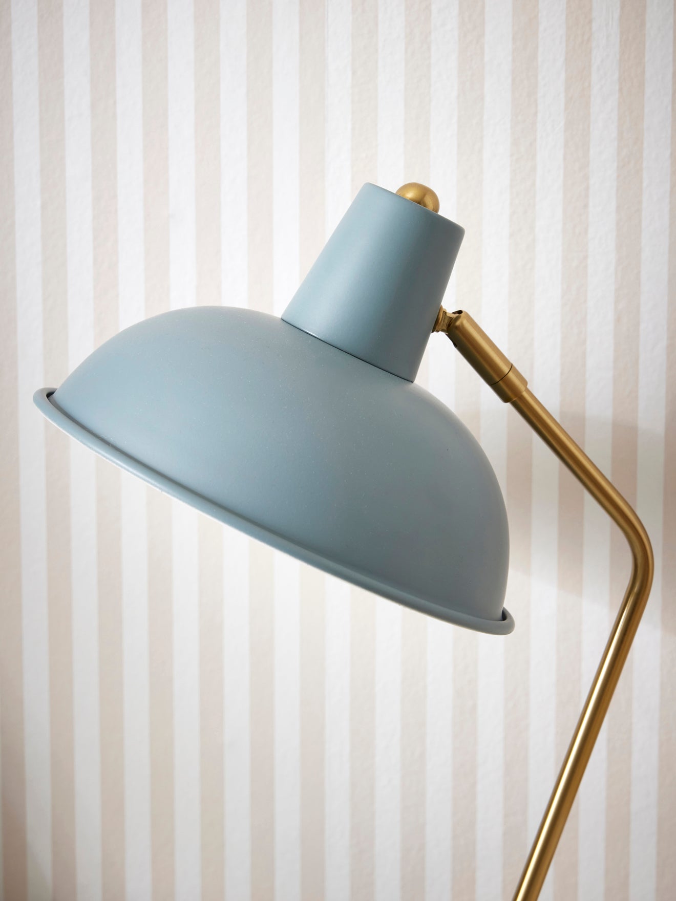 Lampe im Retro-Stil