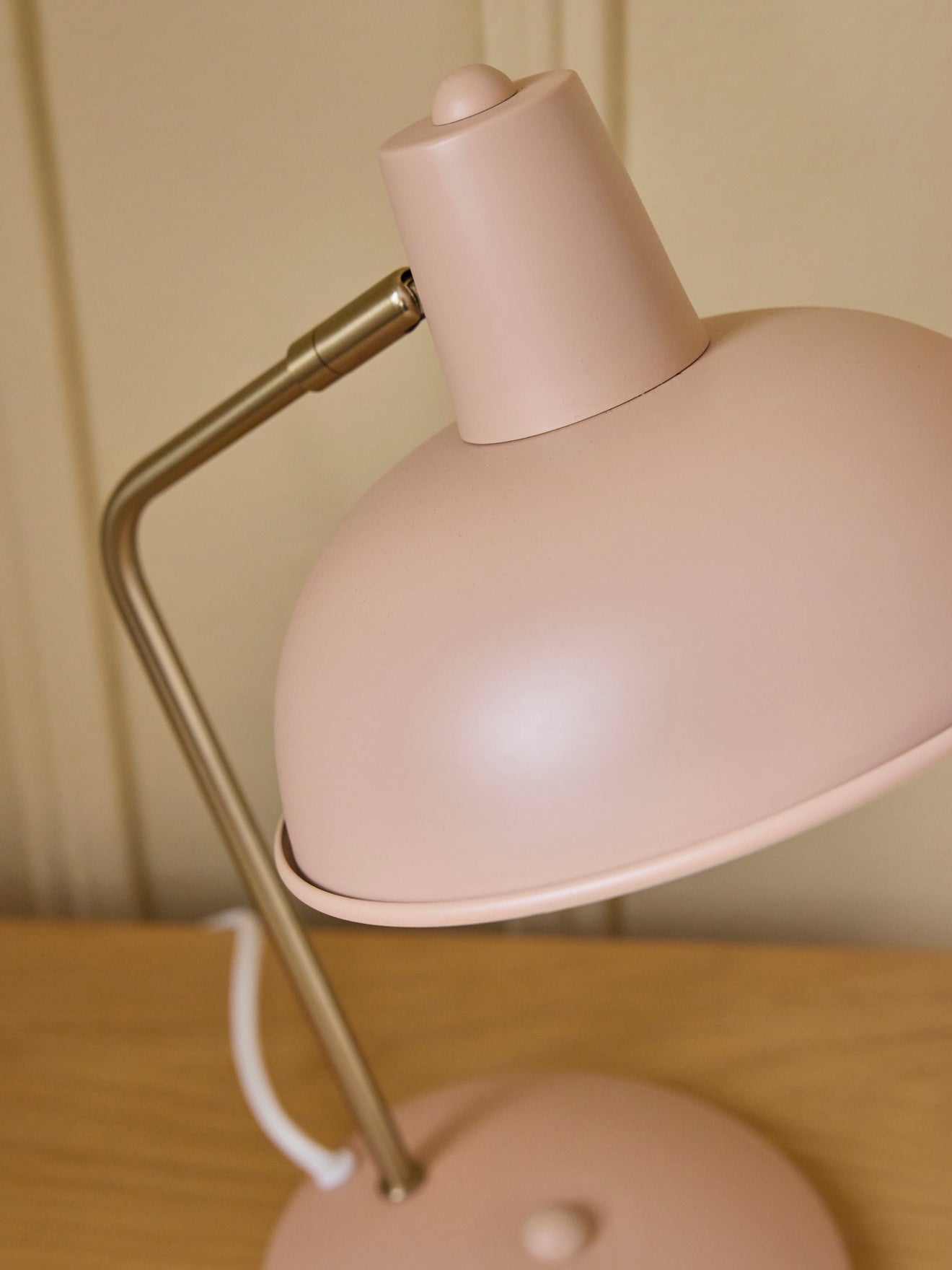 Lampe im Retro-Stil