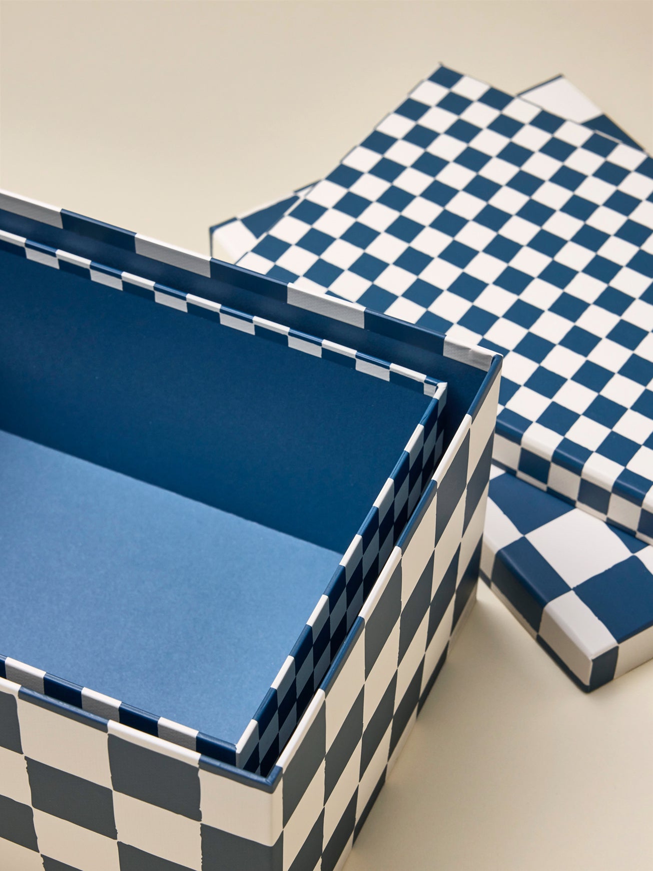 Aufbewahrungsboxen mit Schachbrettmuster im 2er-Set