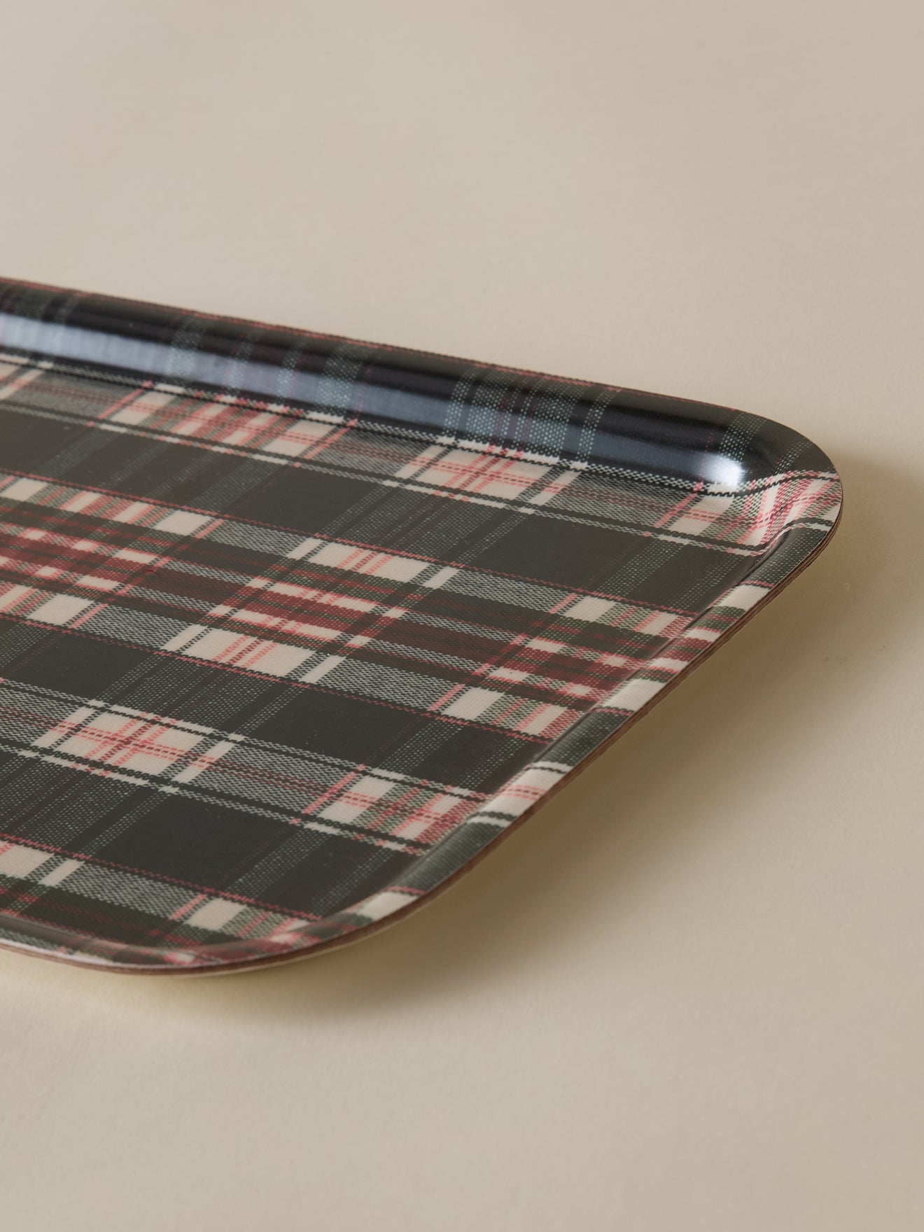 Holztablett mit Tartan-Muster