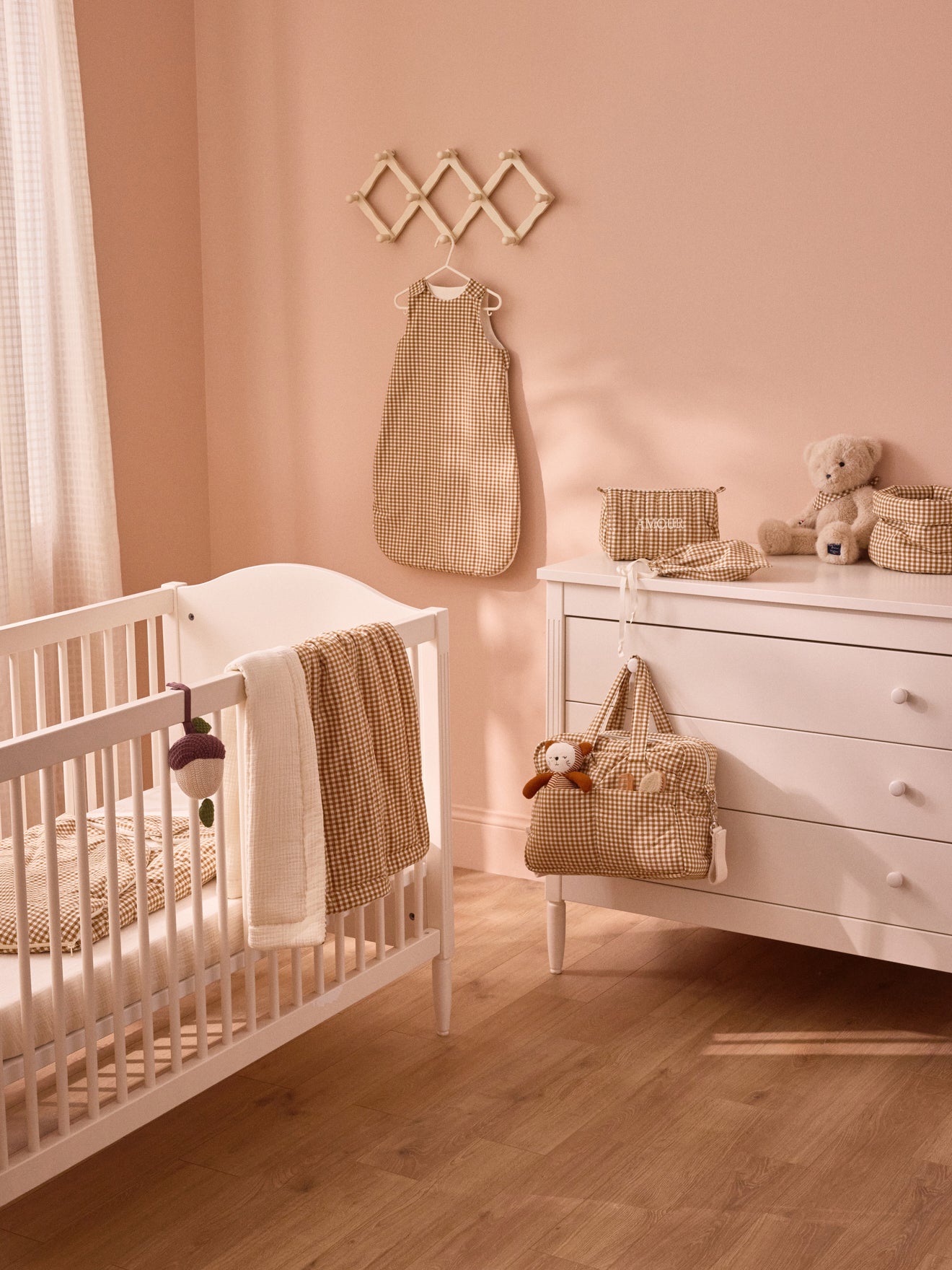 Gesteppter Aufbewahrungskorb mit Vichy-Karos