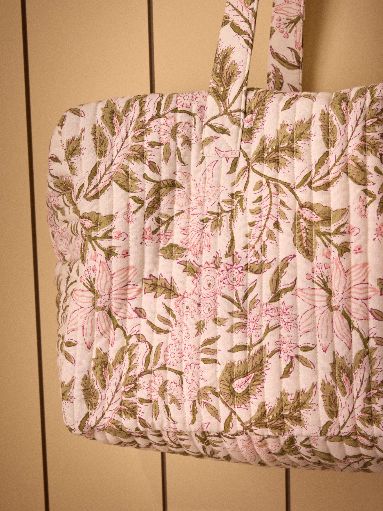 Wochenendtasche mit Blumenmuster