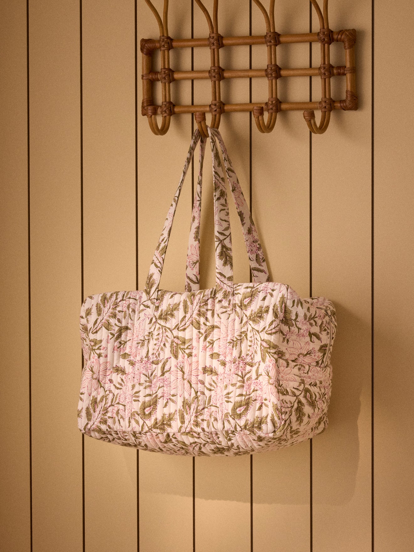 Wochenendtasche mit Blumenmuster