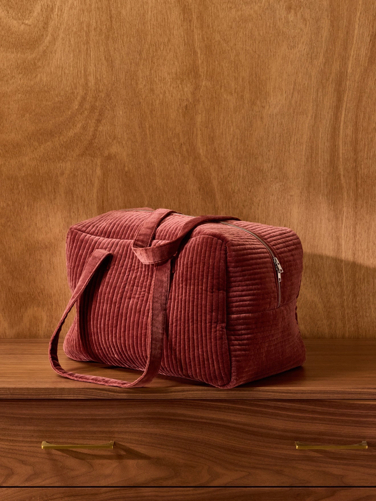 Wochenendtasche aus Velours