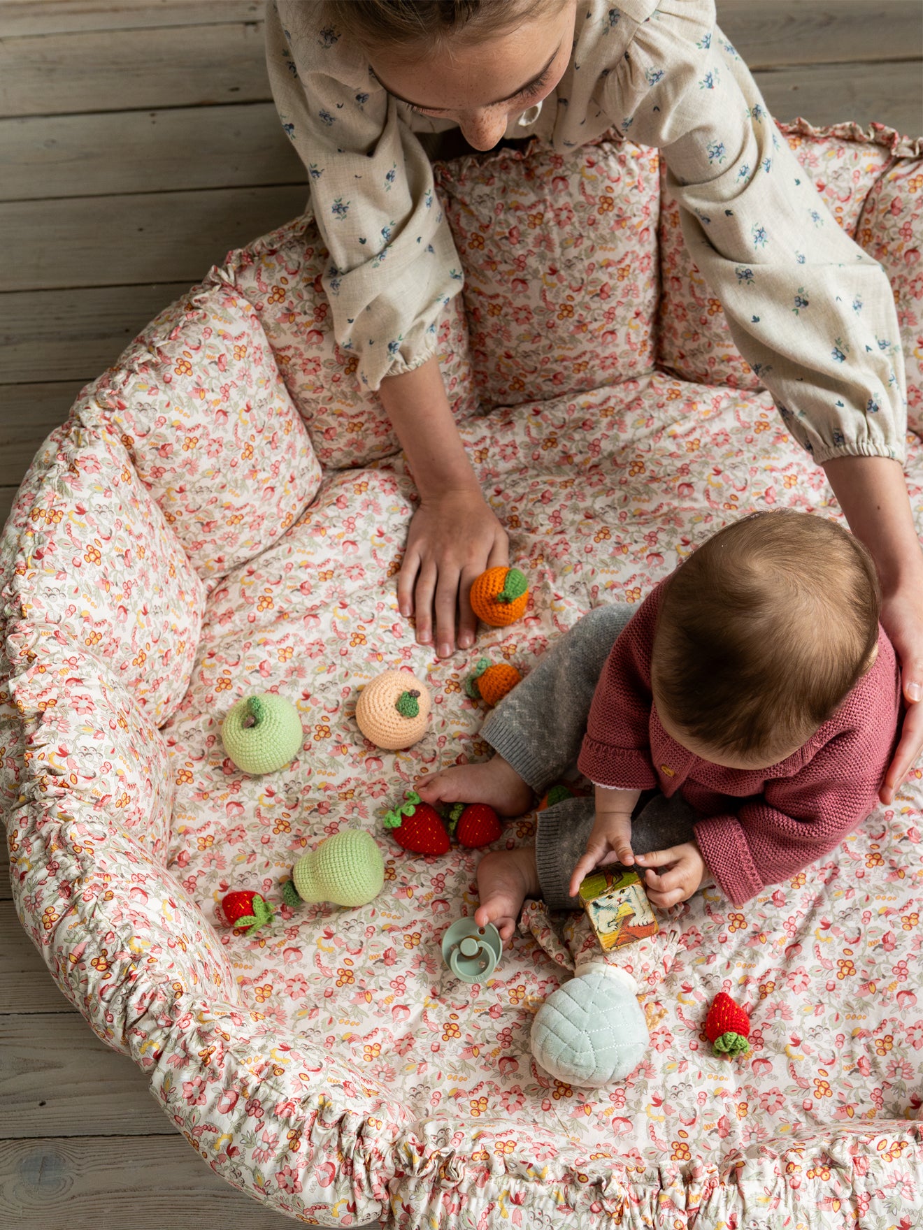 Mobile aus Wolle „Wolken und Tropfen“