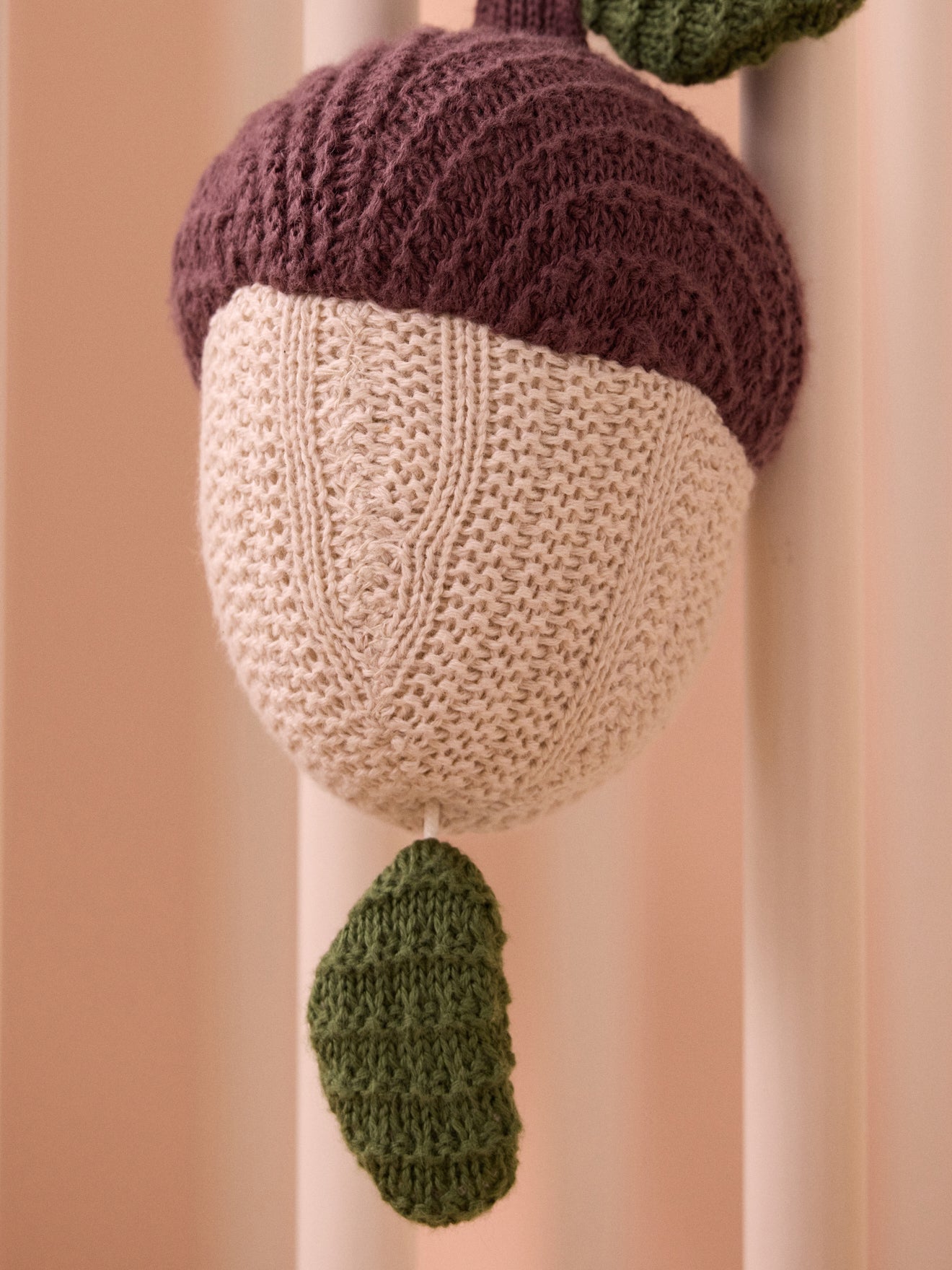 Gestrickte, Spieluhr