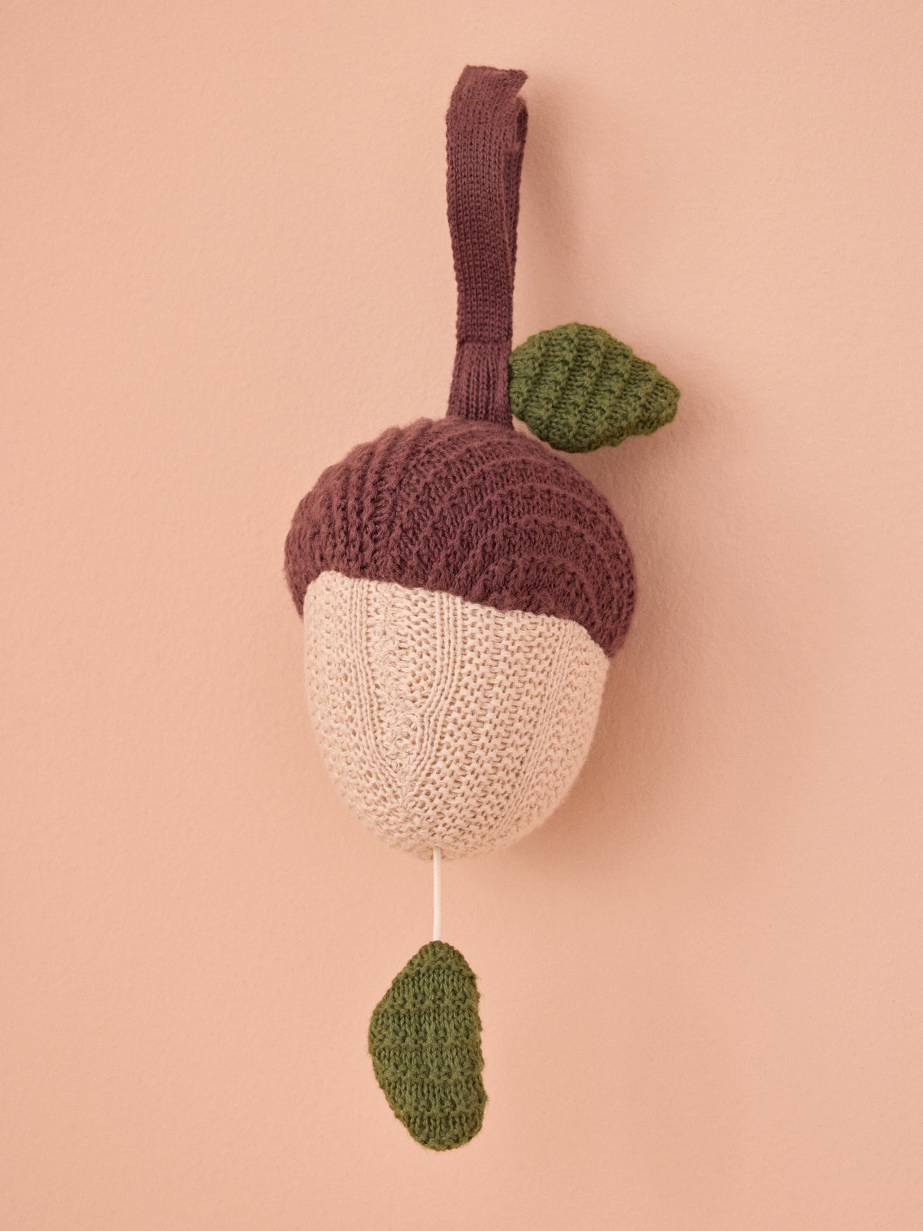 Gestrickte, Spieluhr