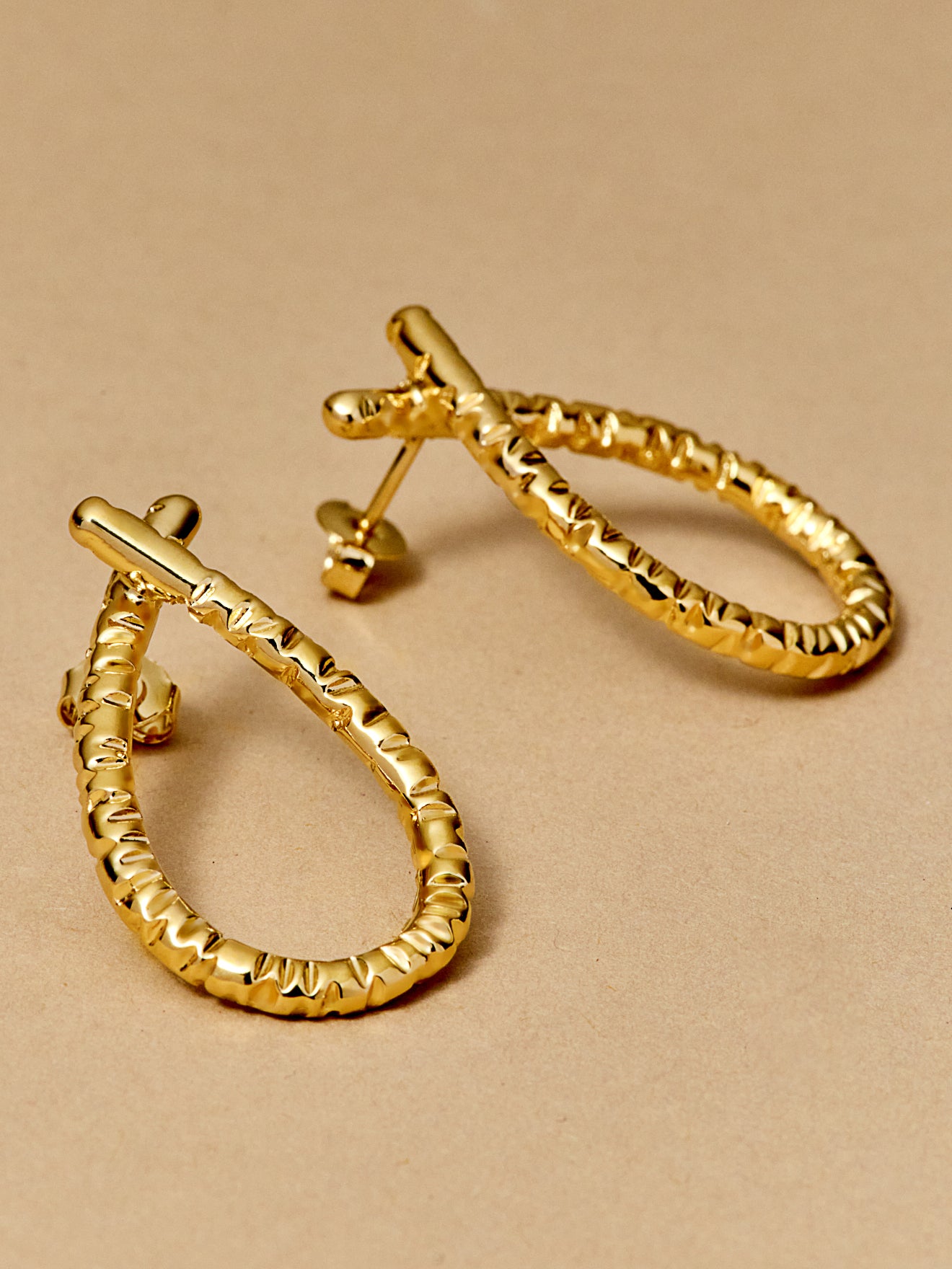 Lowi-Ohrringe - Kollektion von Cyrillus X Chic Alors