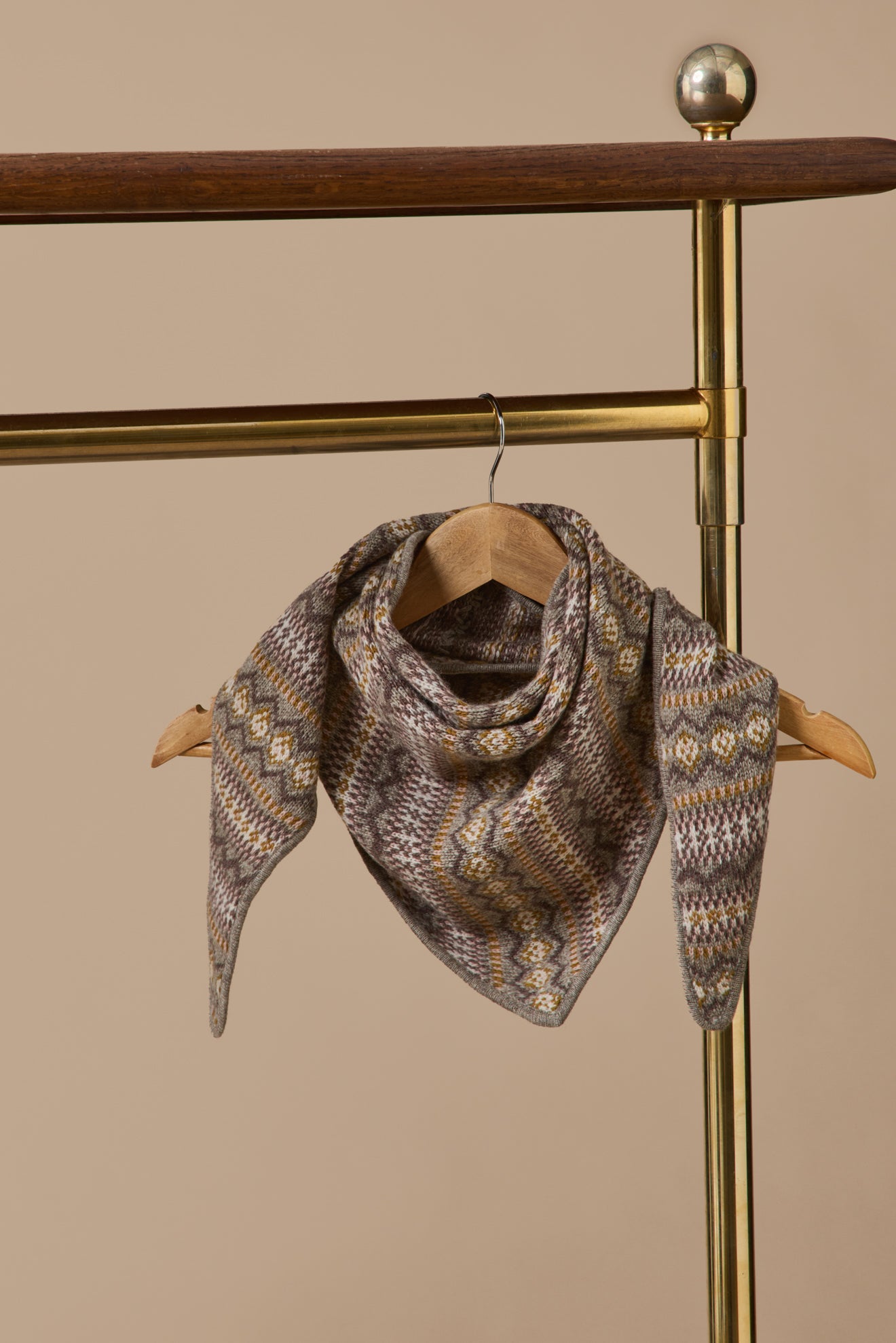 Dreiecksschal mit Jacquard-Muster, für Erwachsene