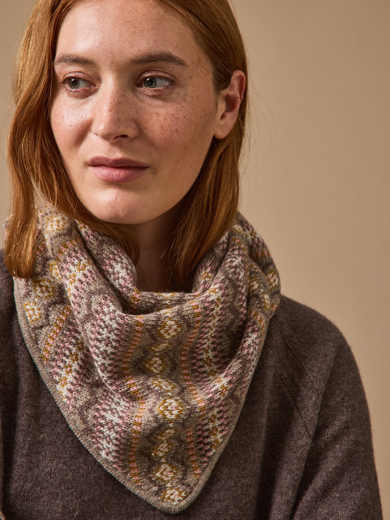 Dreiecksschal mit Jacquard-Muster, für Erwachsene