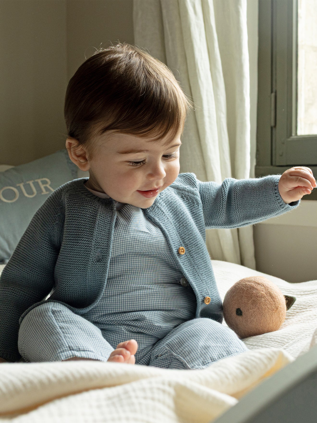 BabyCardigan aus Bio-Baumwolle