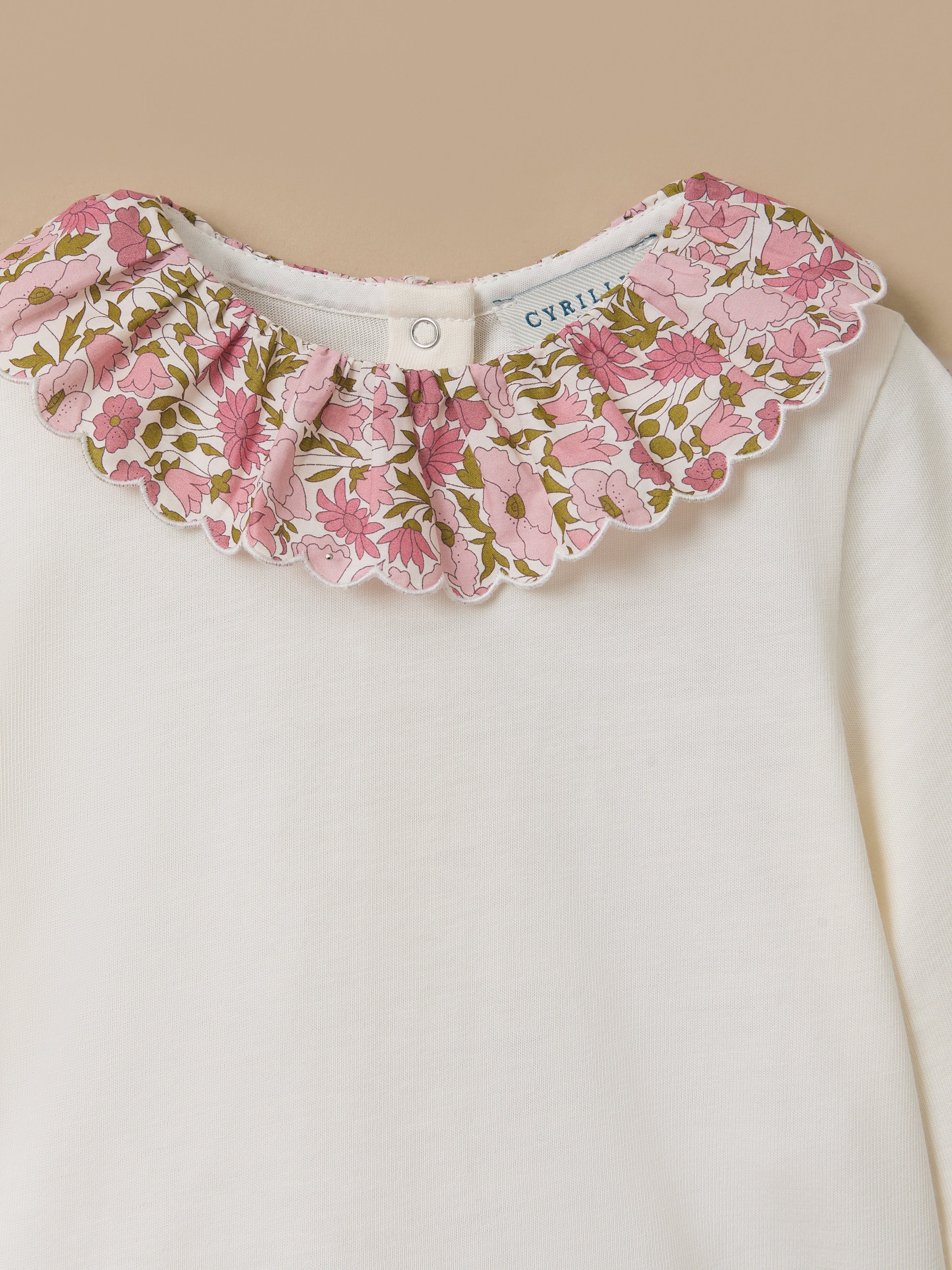 T-Shirt mit Liberty-Stoffkragen, Baby