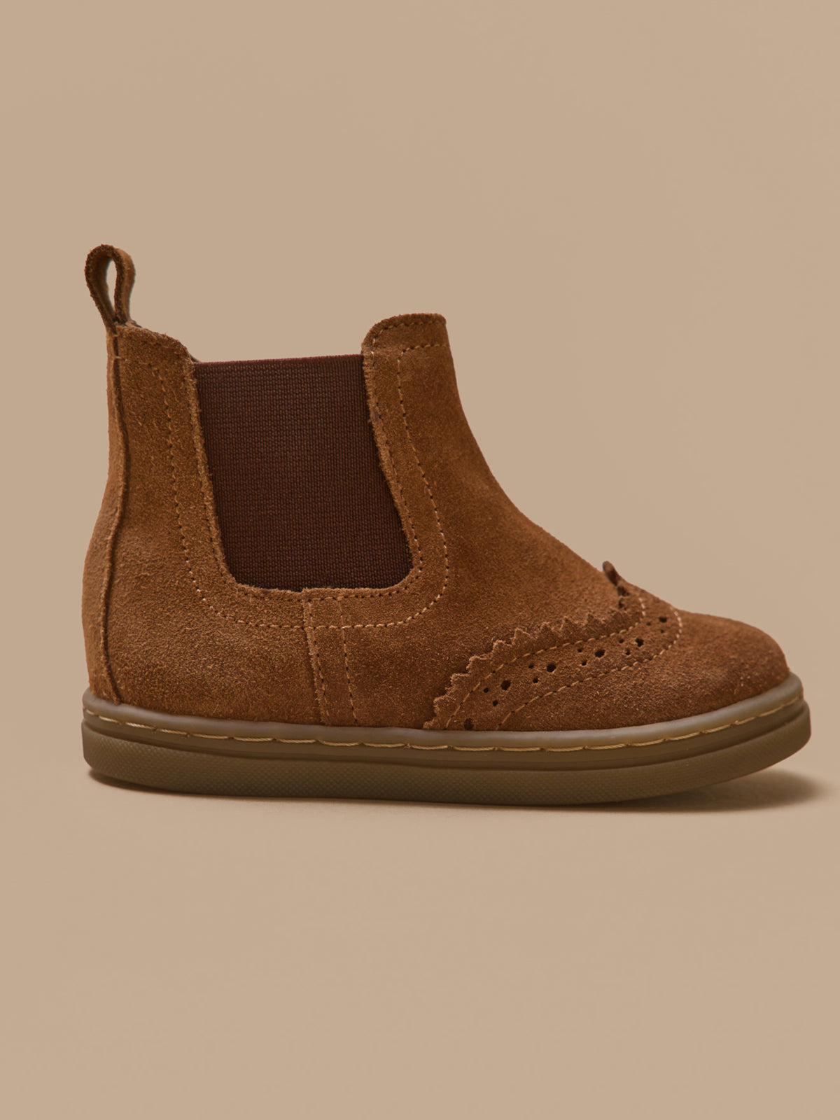 Babyschuhe, Chelsea-Boots aus Leder mit floraler Lochung an der Spitze