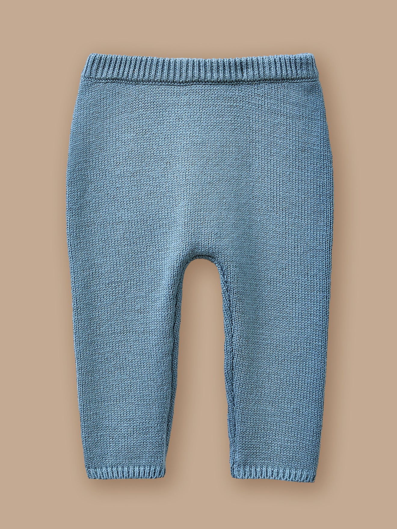 Gestreiftes Strickset für Babys