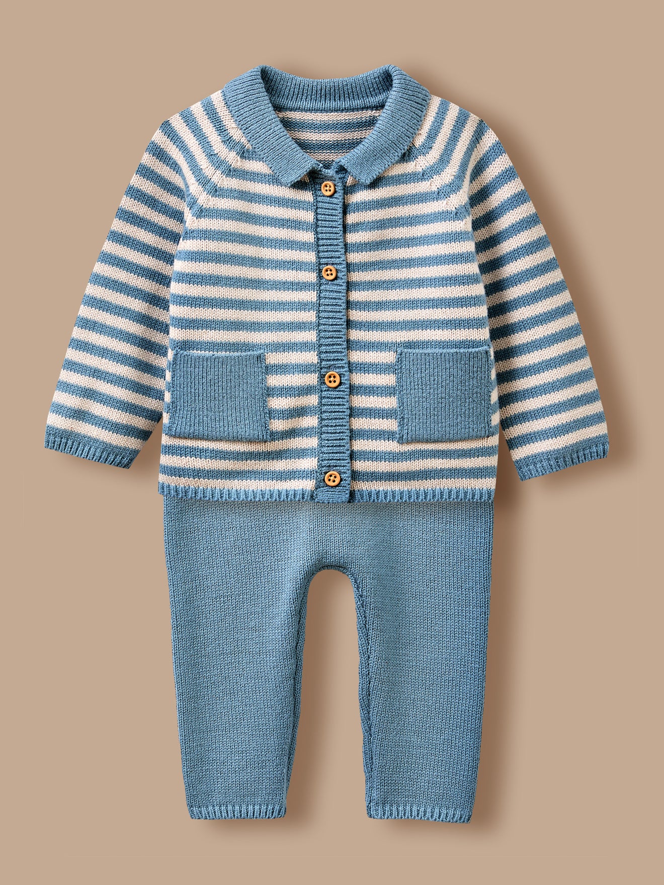Gestreiftes Strickset für Babys