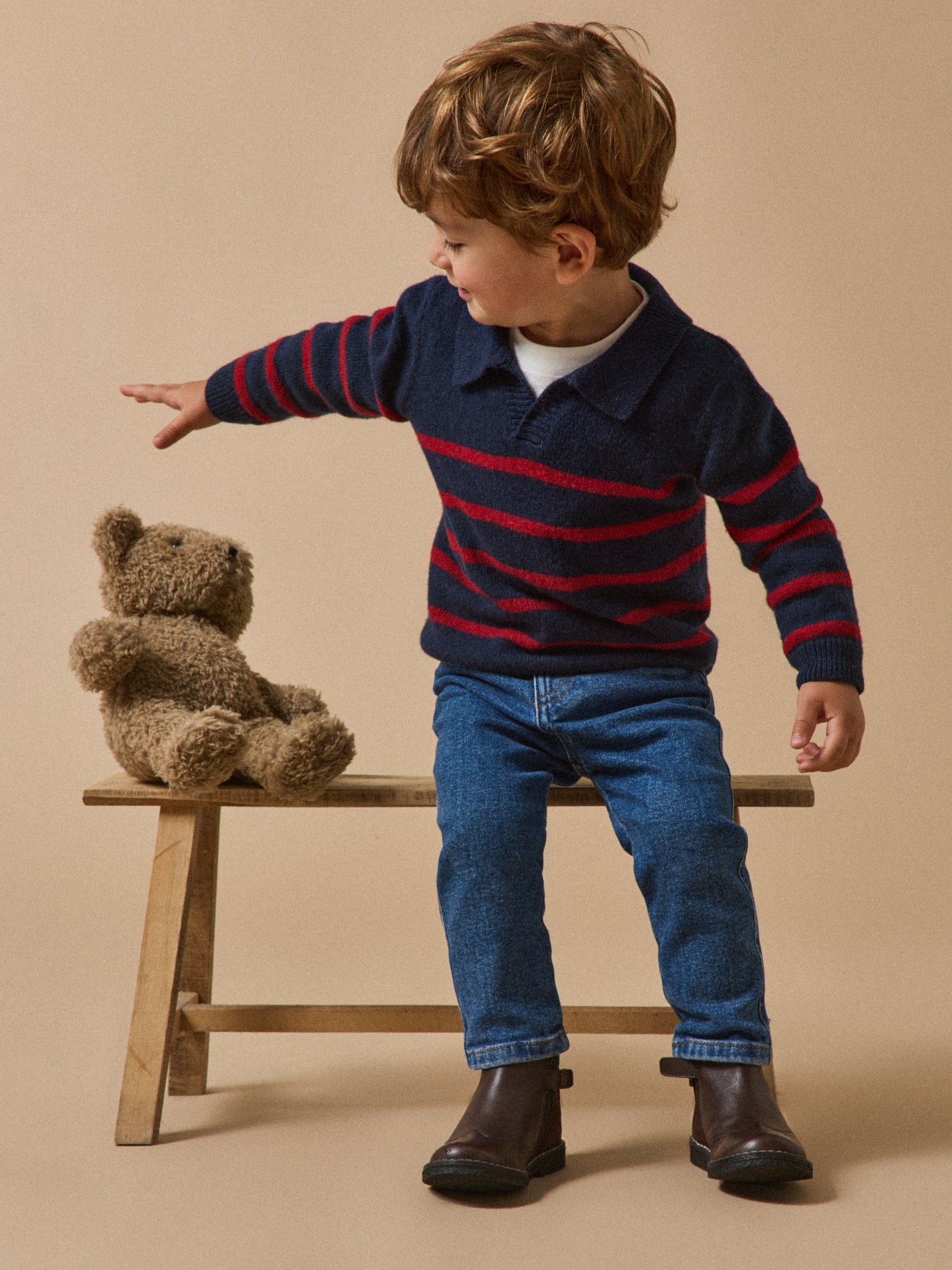 Baby-Pullover mit Polokragen aus Wolle