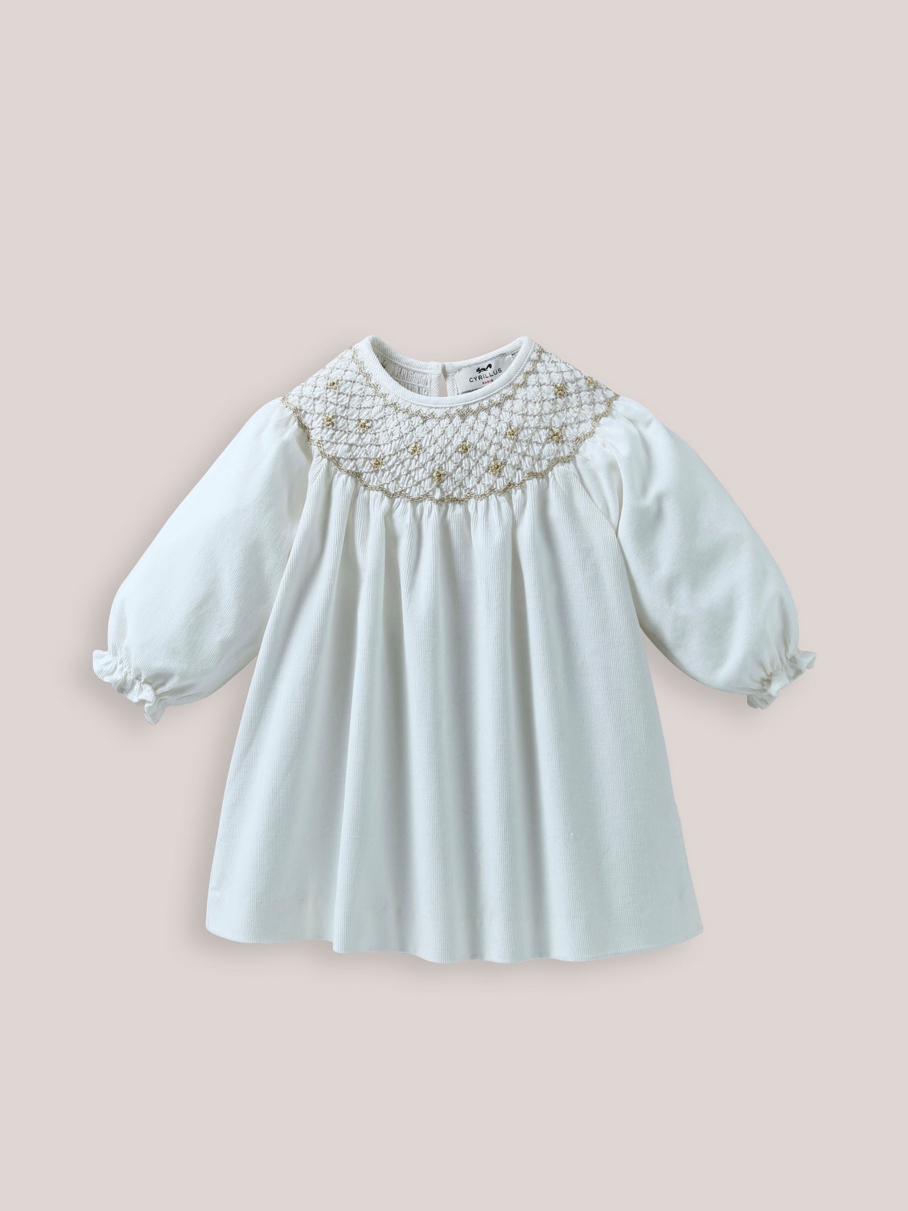 Babykleid mit Smoks