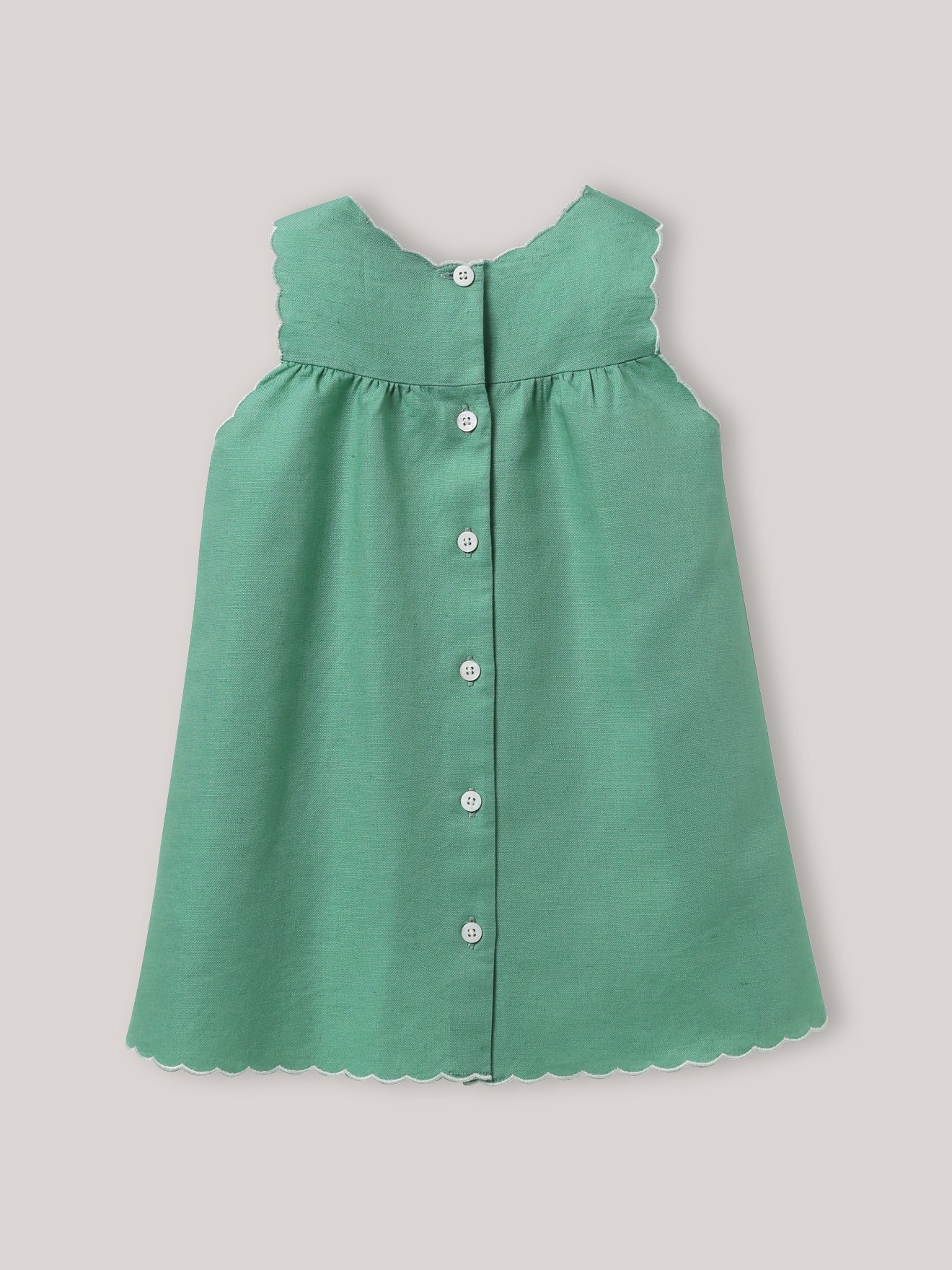 Babykleid aus Leinen und Baumwolle