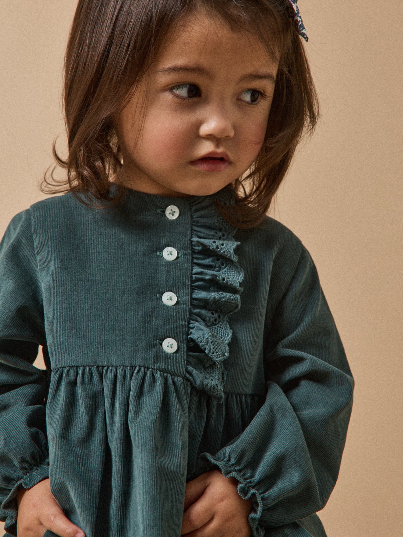 Baby-Kleid aus Samtcord