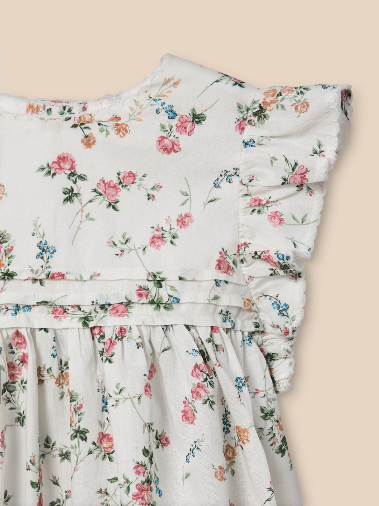 Kleid aus Liberty-Stoff, Baby