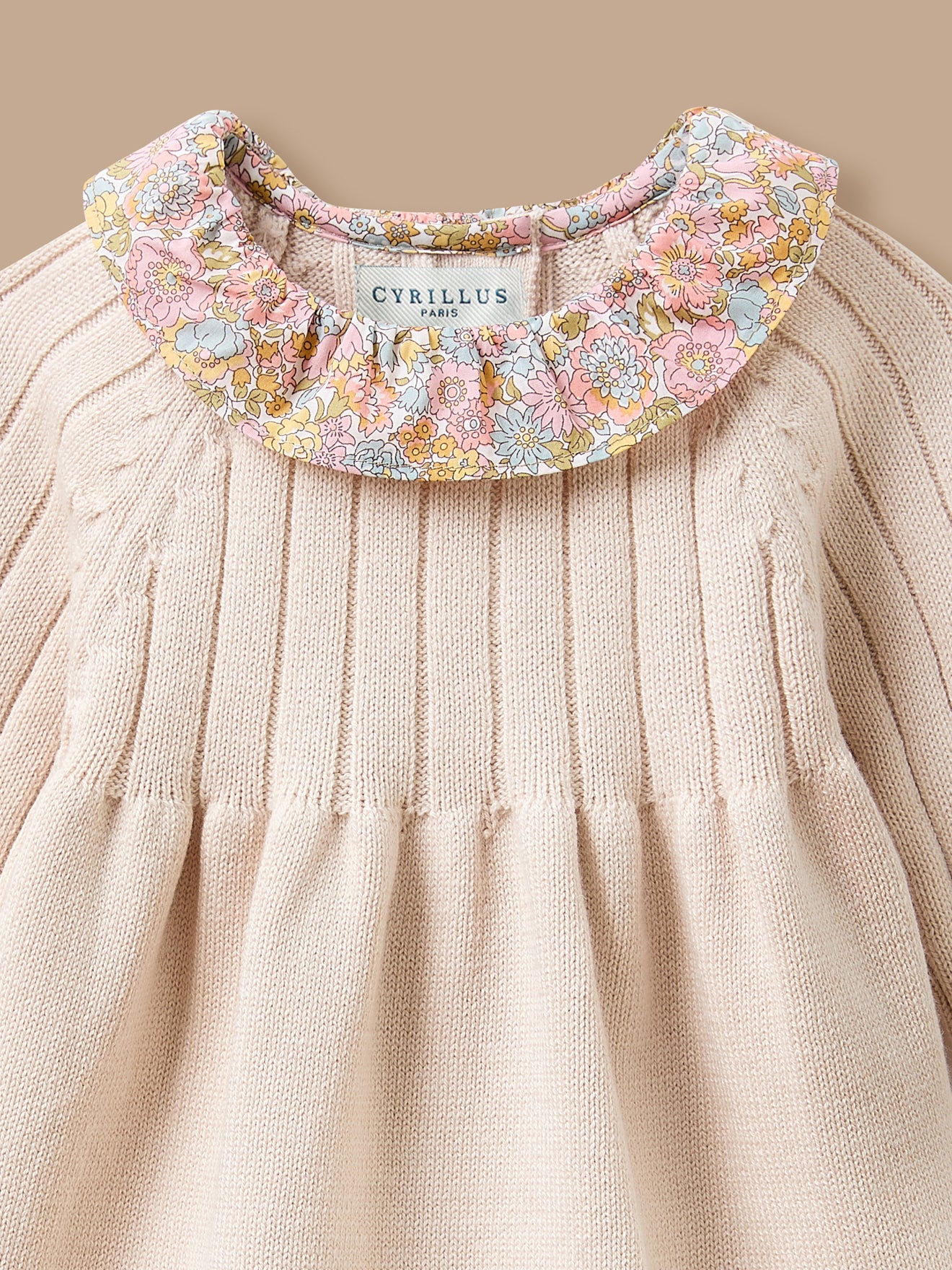 Strickkleid mit Liberty-Kragen für Baby