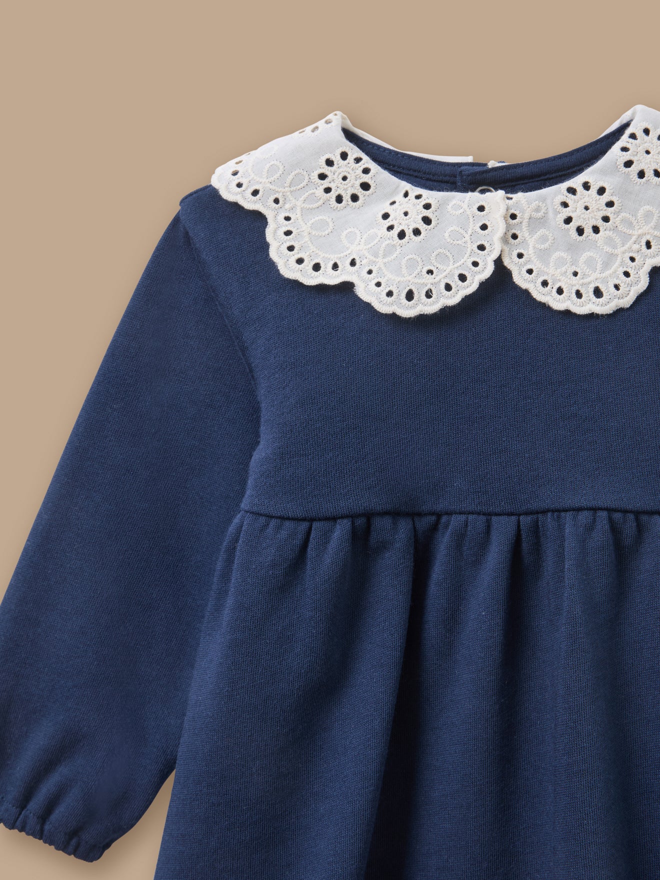 Baby-Kleid aus Molton