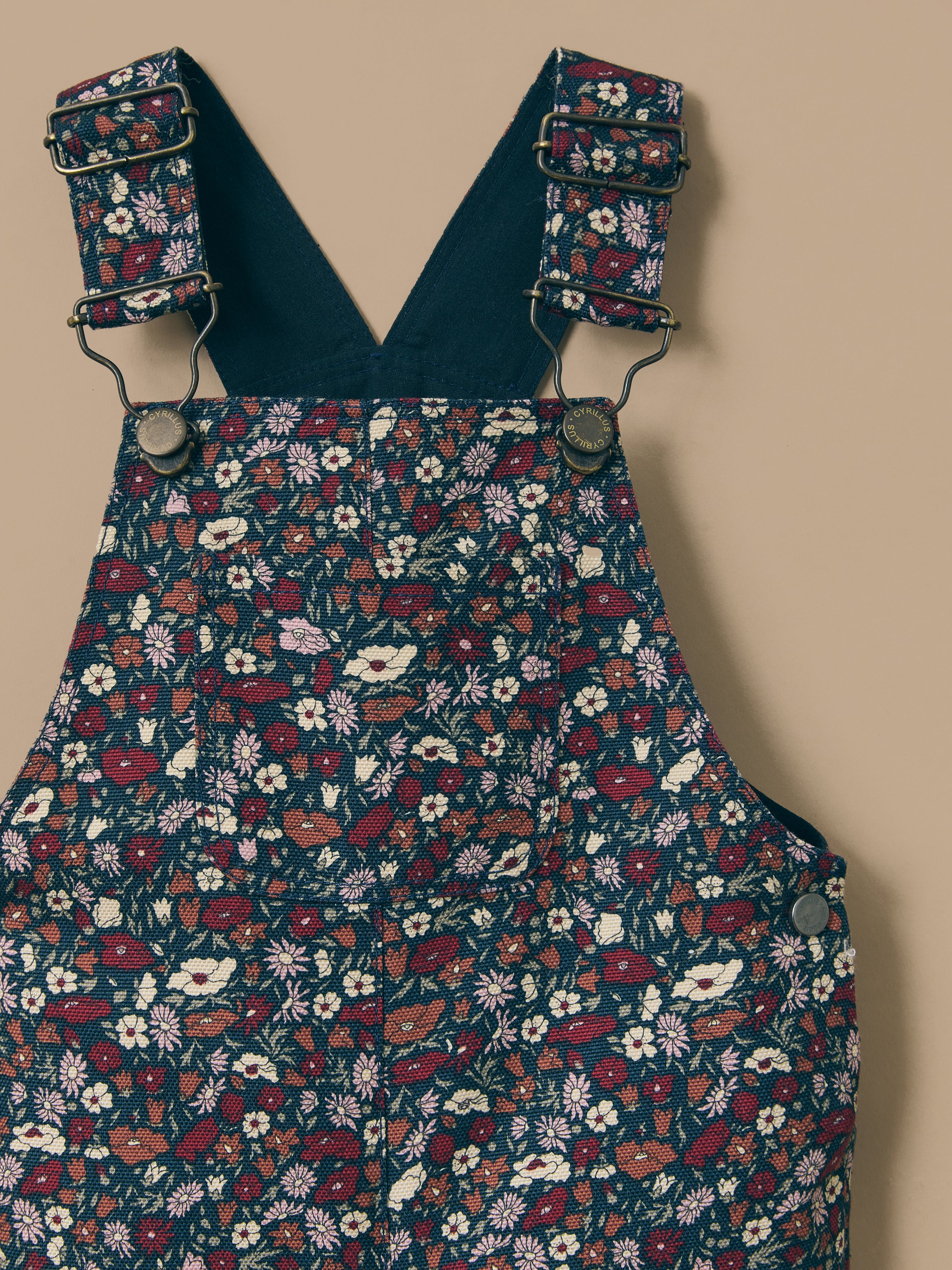 Baby-Latzhose Petal&Daisy - Made with Liberty Fabrics
