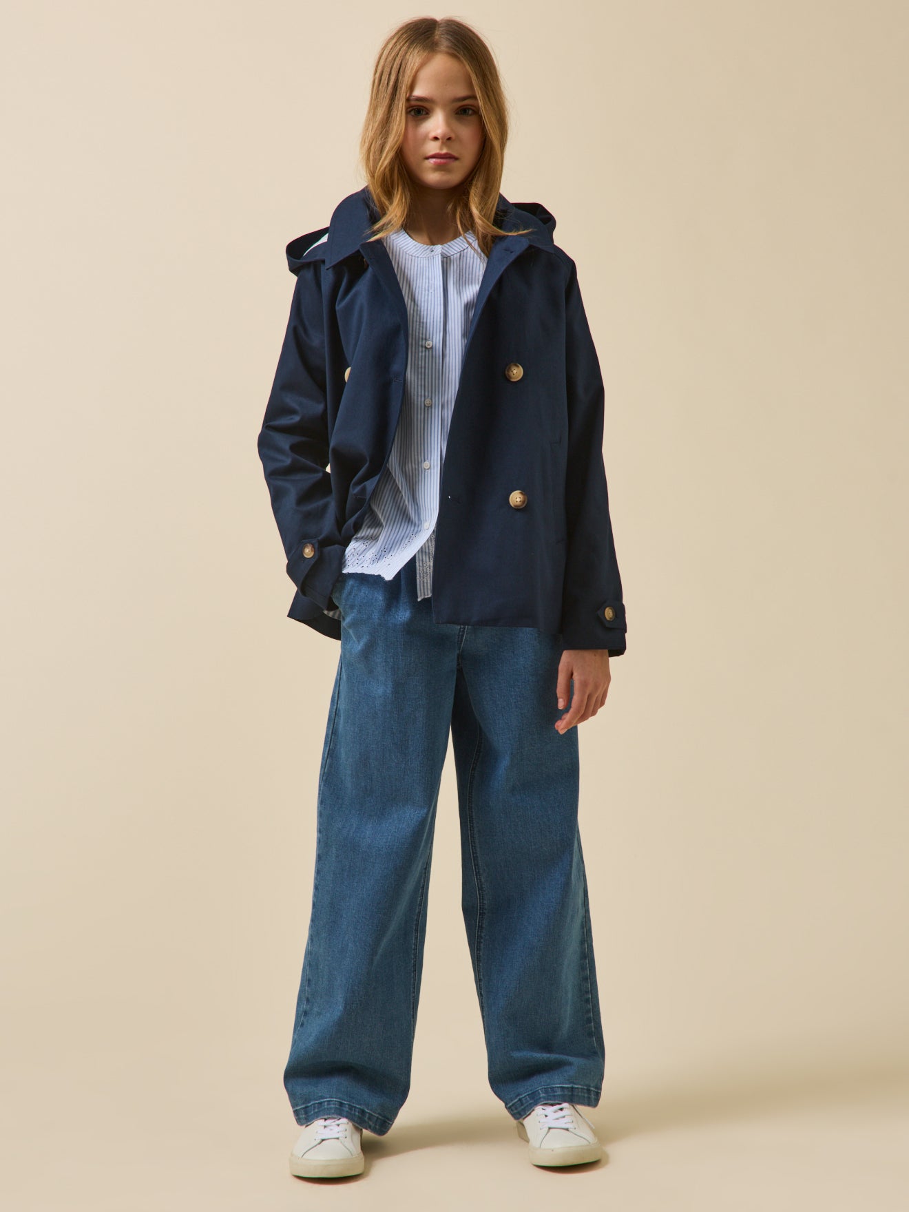 Mädchen-Trenchcoat, kurz – Junior-Kollektion