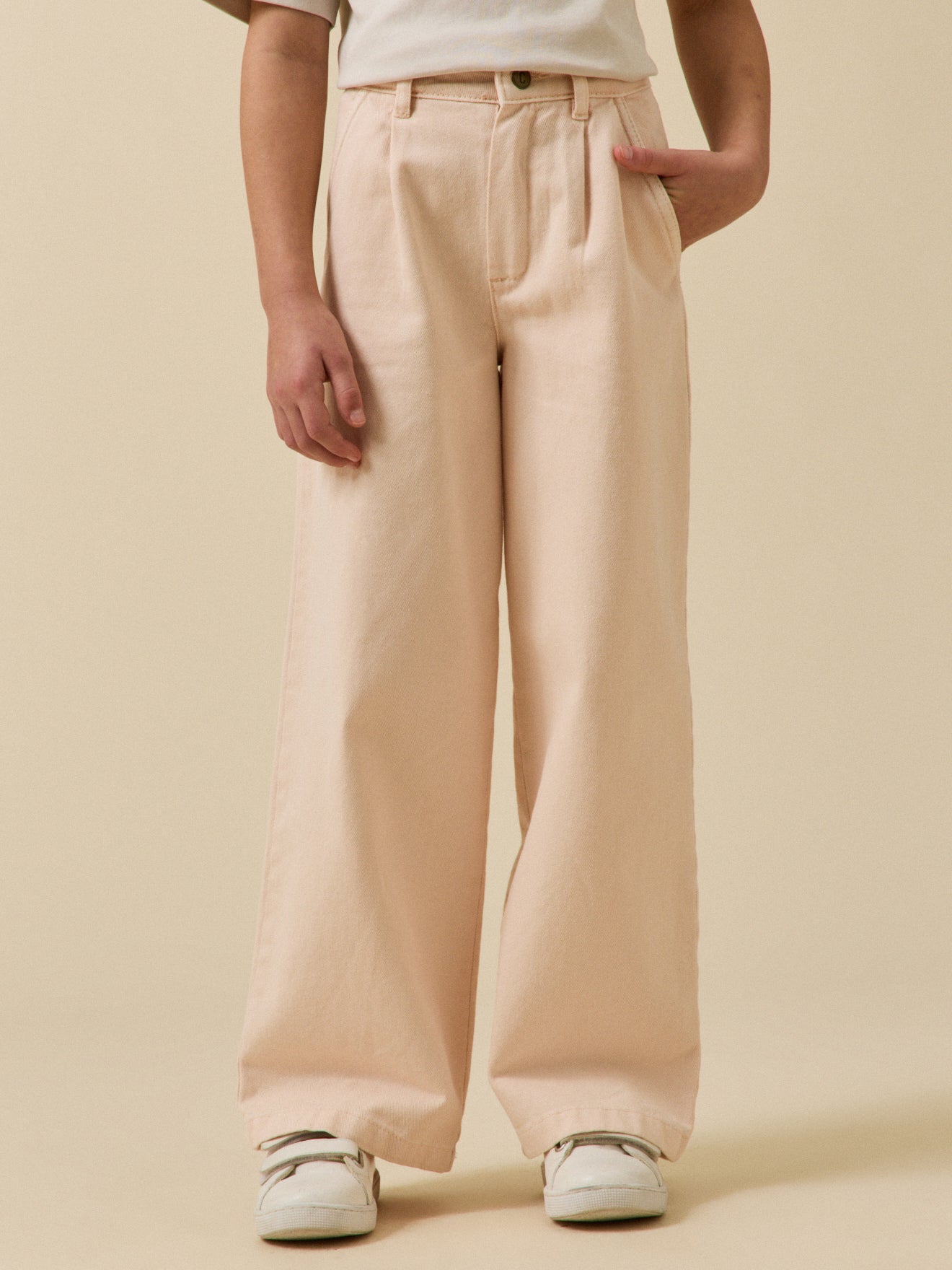 Mädchen-Hose aus gefärbtem Denim, weiter Schnitt – Kollektion « Junior »