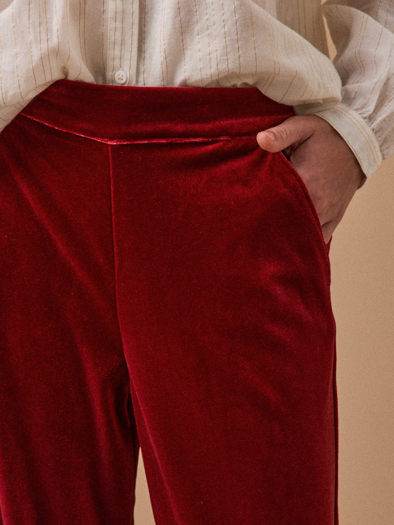 Mädchenhose aus Pannesamt