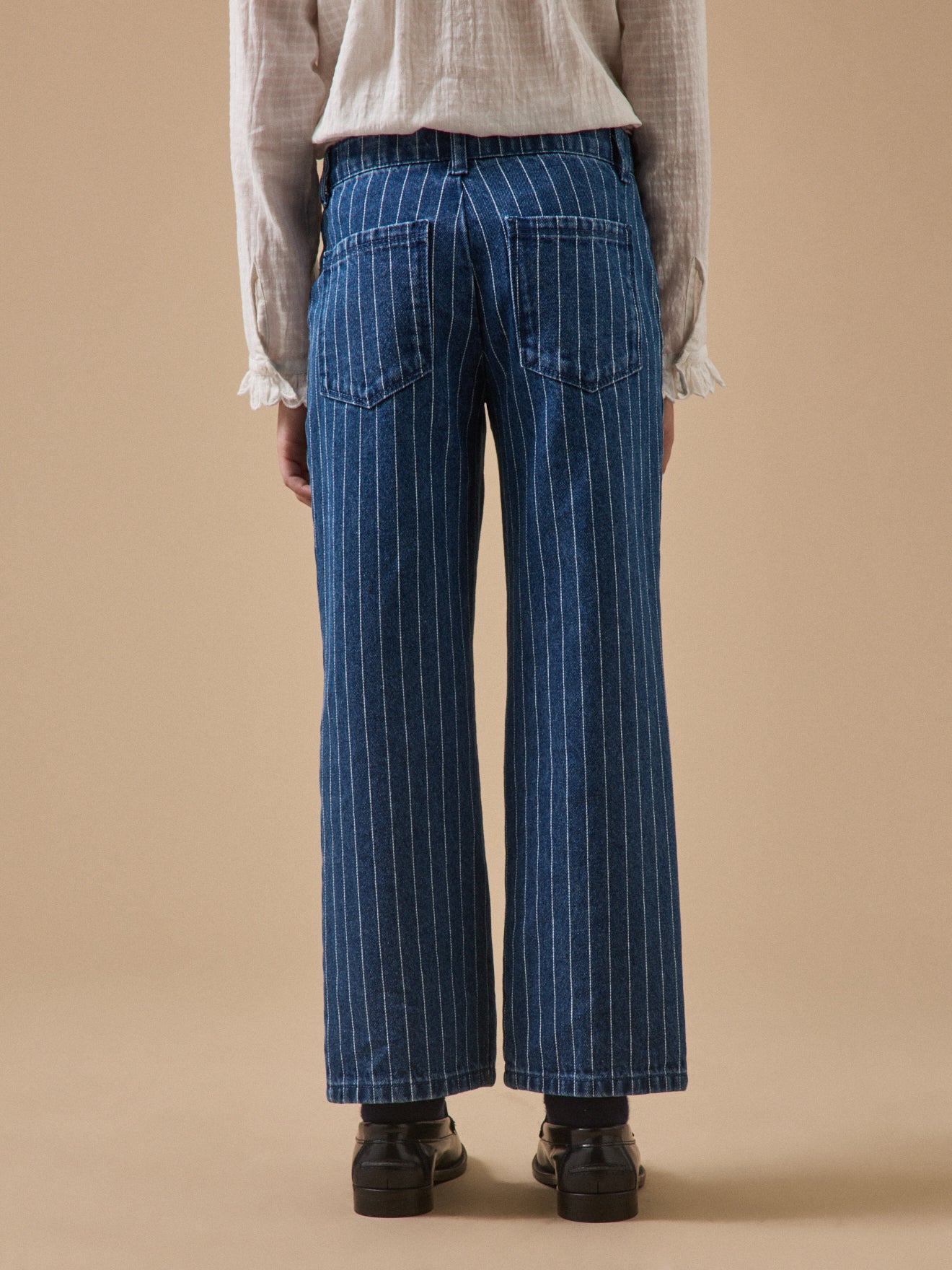 Mädchenhose mit Streifenmuster, geradem Schnitt und Festonbordüre
