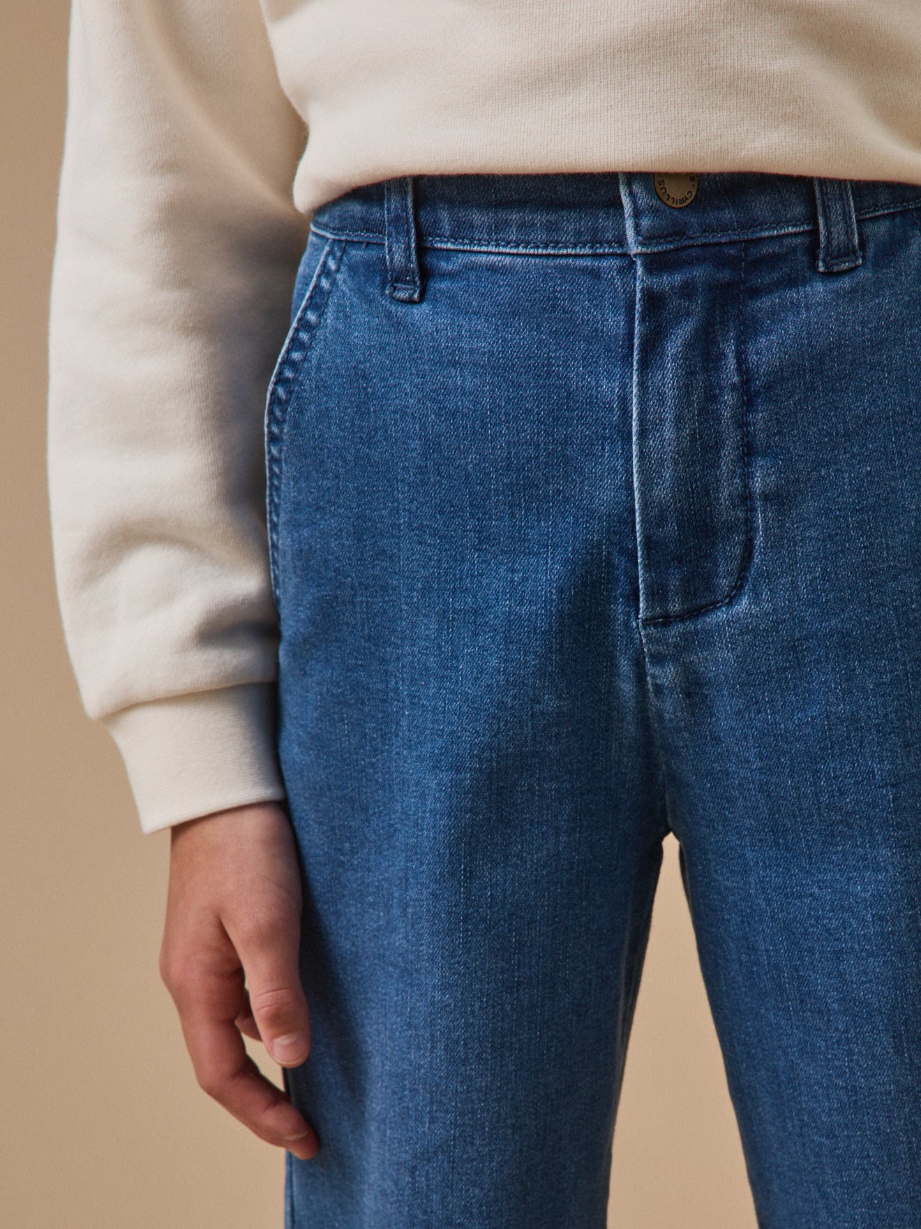 Mädchenhose aus Denim mit weitem Bein