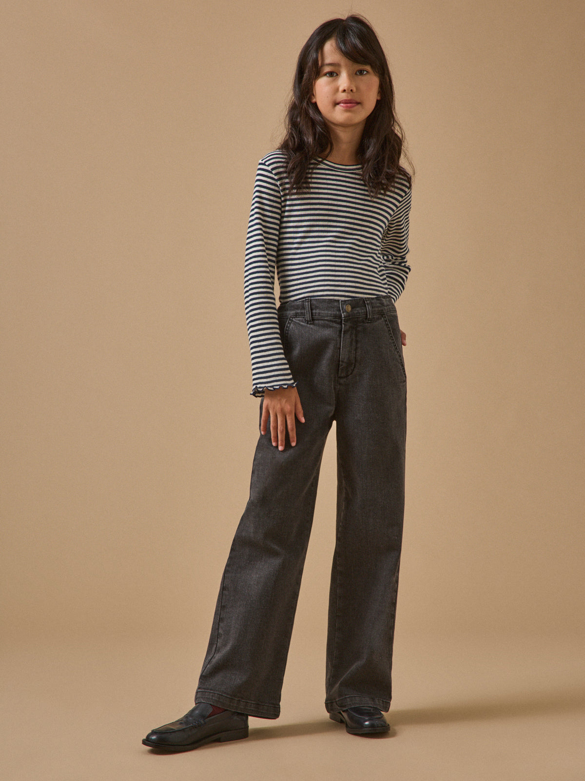 Mädchenhose aus Denim mit weitem Bein