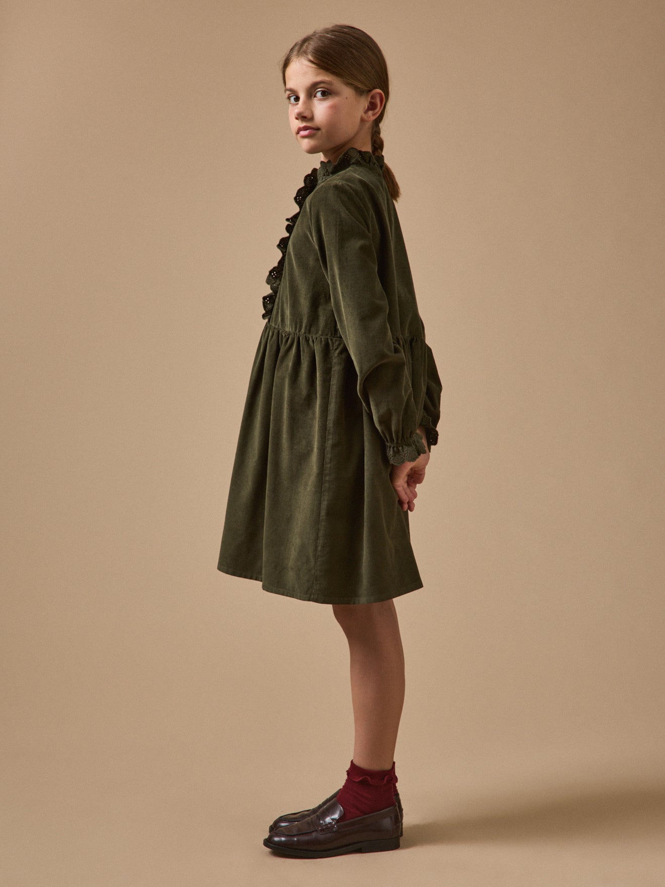 Mädchenkleid aus Velours