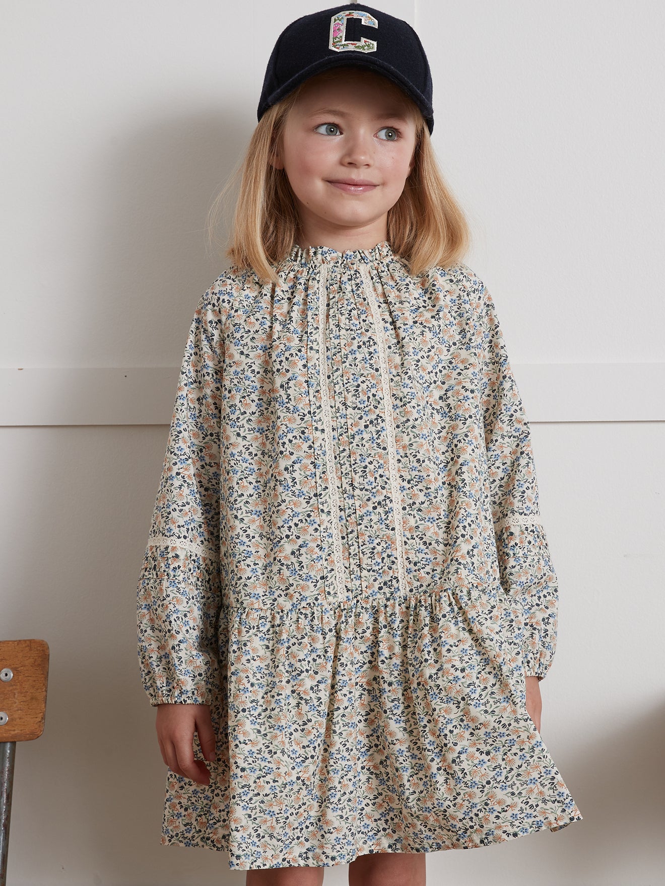 Mädchenkleid mit Druckmuster „Daisy”