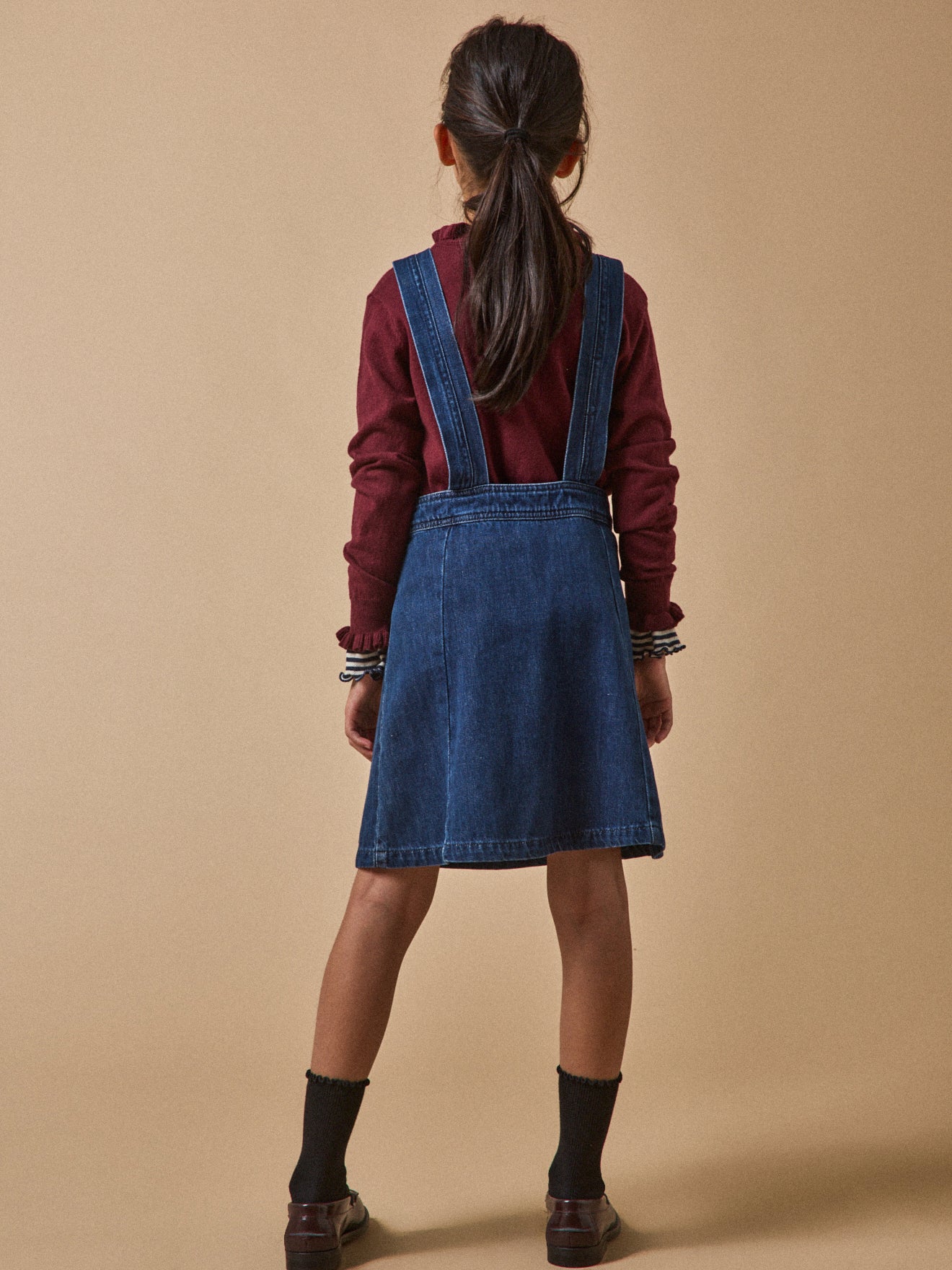 Mädchen-Schürzenkleid aus Denim